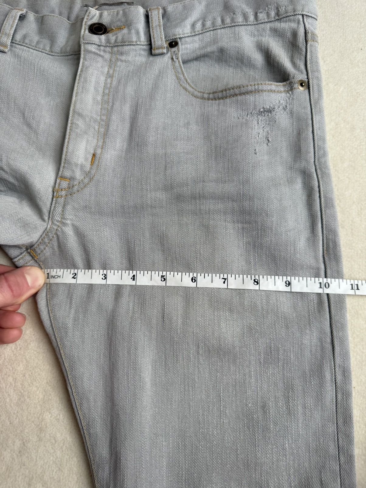 Saint Laurent Paris SS14 grail Saint Laurent grey knee tear denim jeans Hedi 31 Size US 31 - 3 Thumbnail