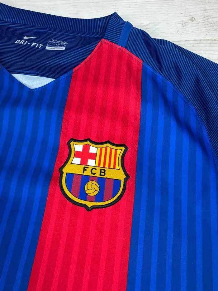 Nike Nike FC Barcelona 2016 2017 Home Shirt Soccer Jersey Size US XL / EU 56 / 4 - 4 Thumbnail