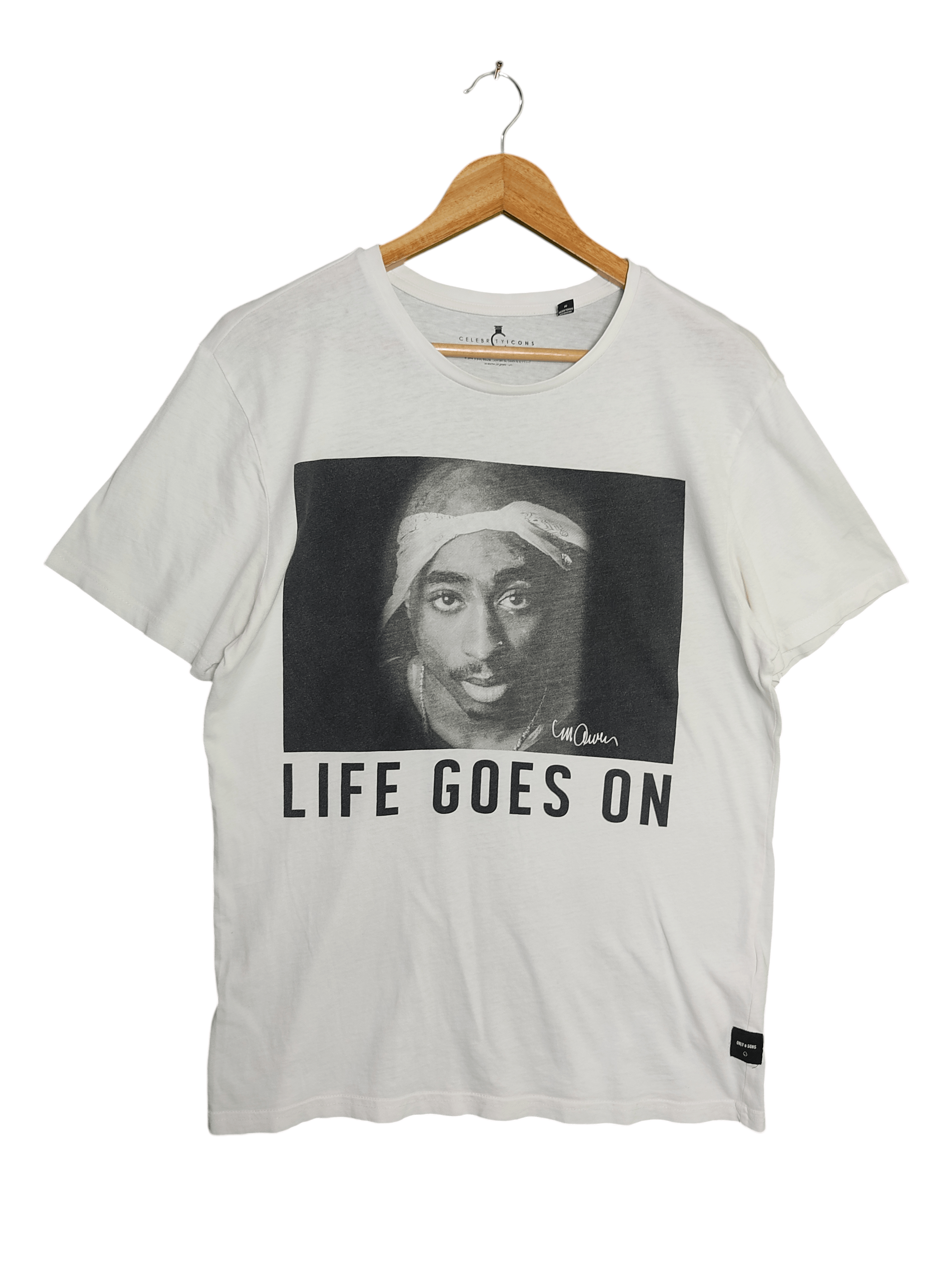 Other Graphic Tupac Shakur Life Go On T-shirt Size US M / EU 48-50 / 2 - 1 Thumbnail