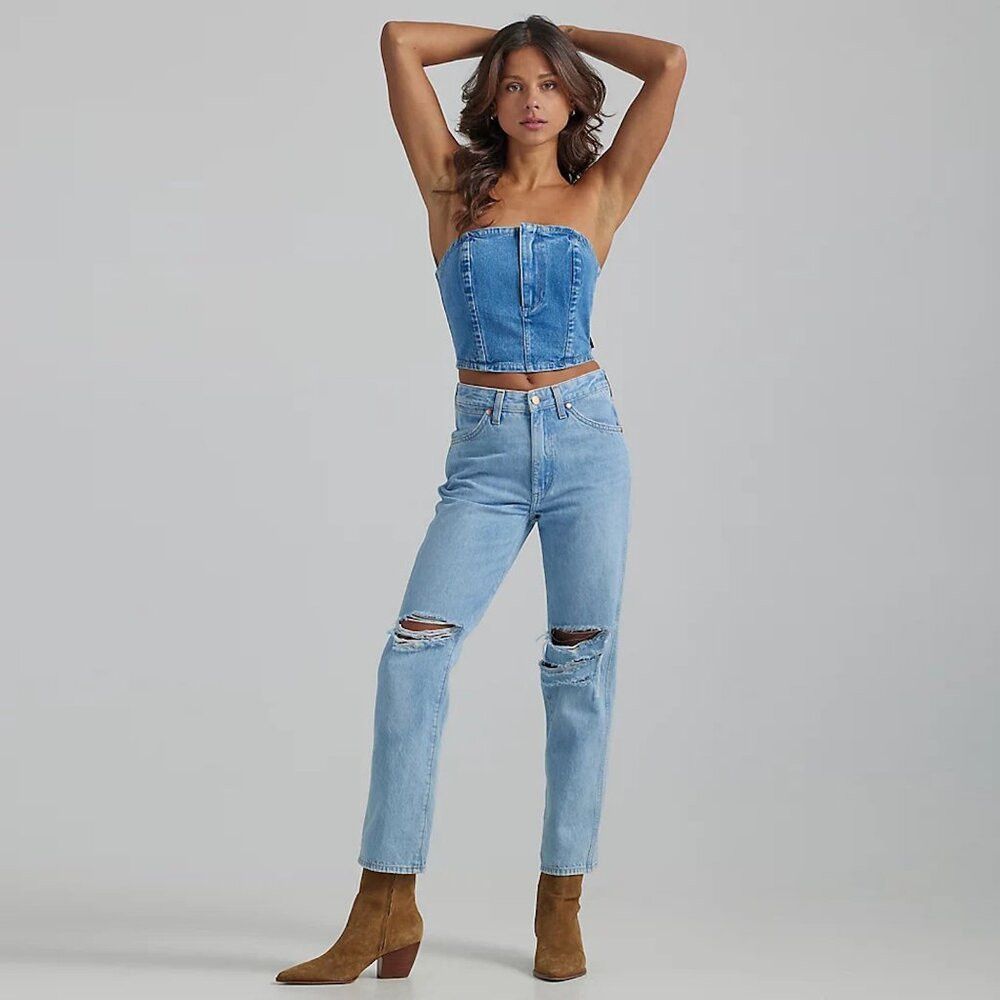 Wrangler NWT New Wrangler Wild West High Rise Straight Destructed Je Size 27" / US 4 / IT 40 - 1 Thumbnail