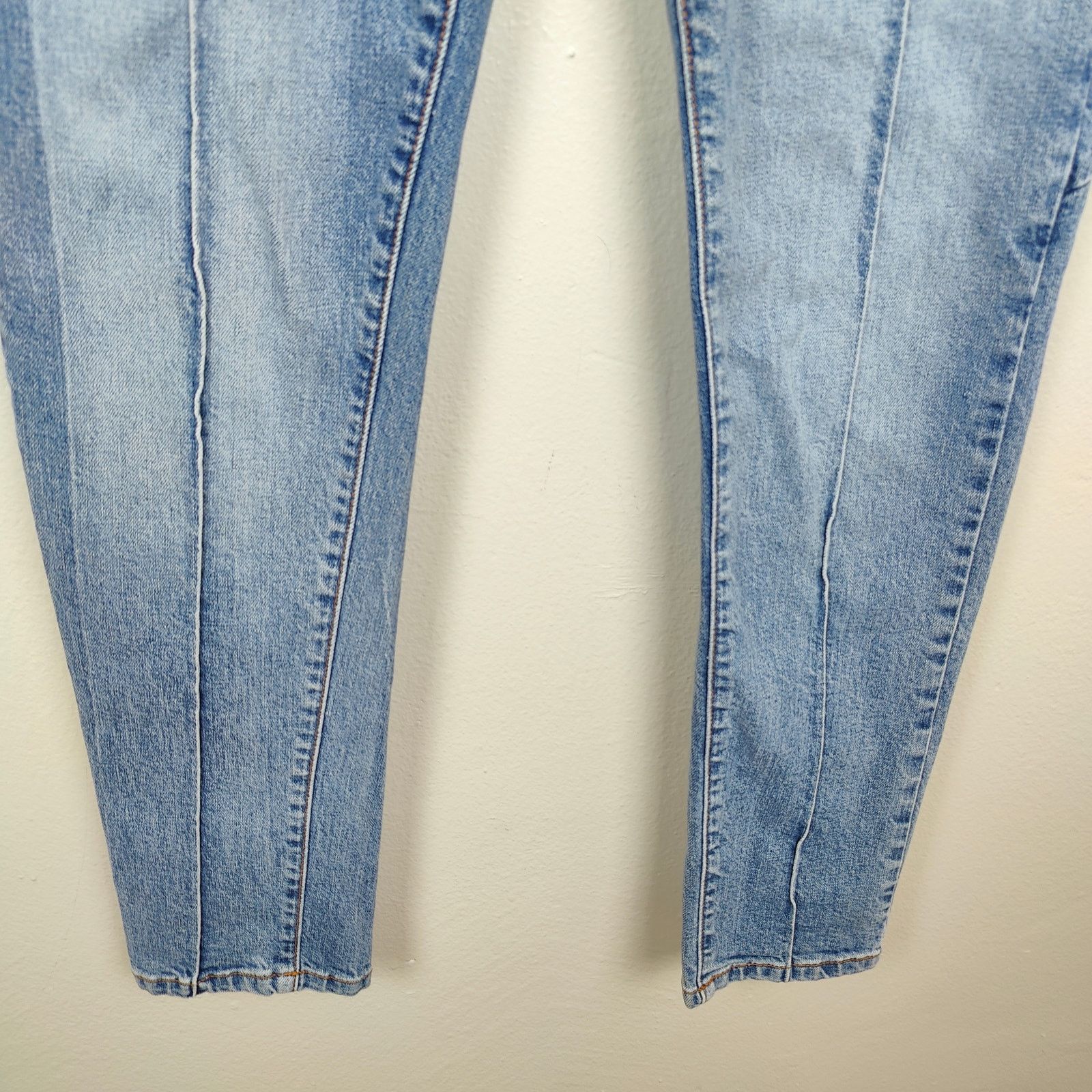 Other Revice Venus Crop Star Jeans Womens 26 Medium Wash Size 26" / US 2 / IT 38 - 6 Thumbnail