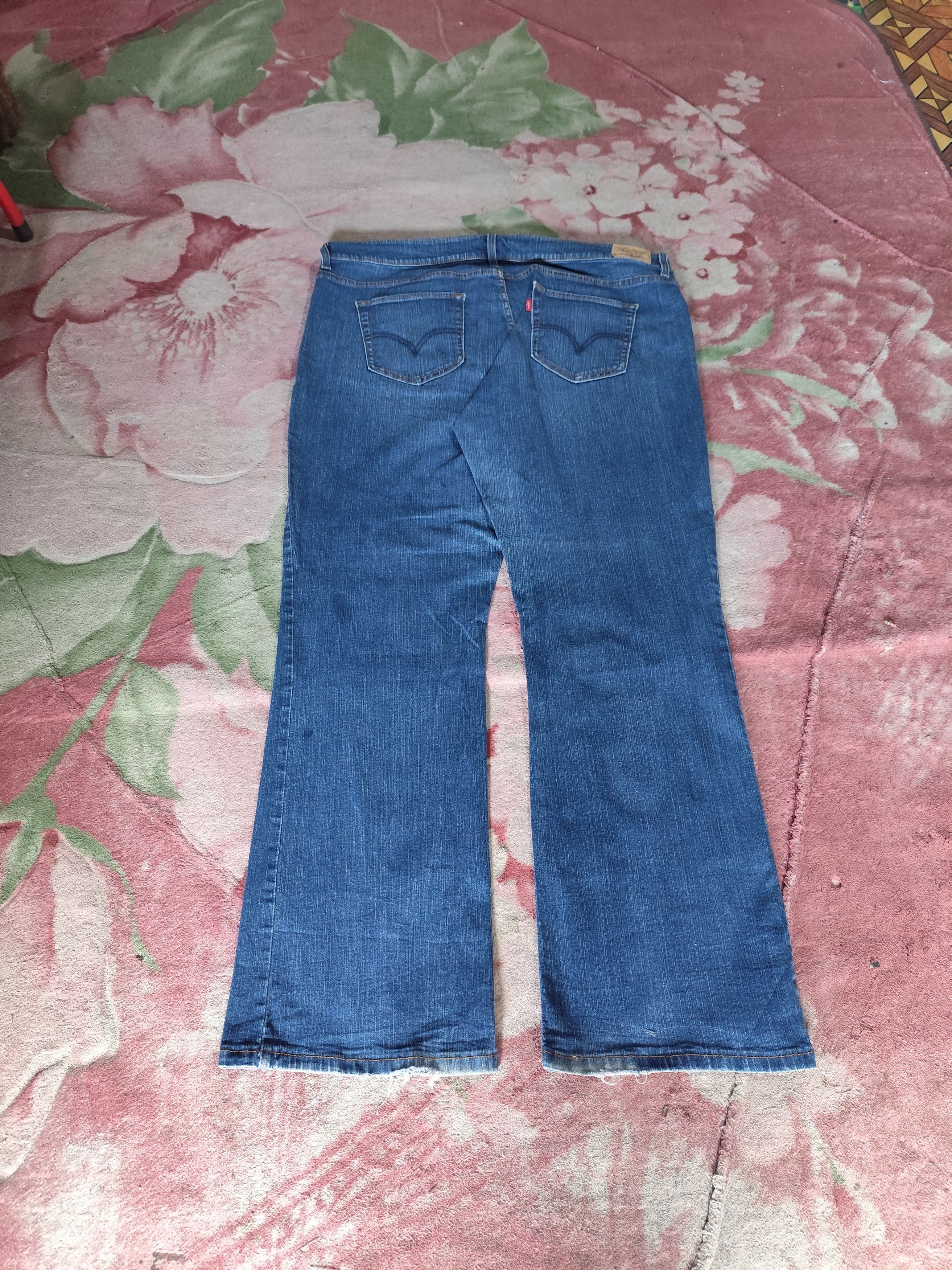 Levi's × Levi's Vintage Clothing Vintage Levi's 512 Perfectly Shaping Bootcut Denim J004 Size 41" - 9 Thumbnail