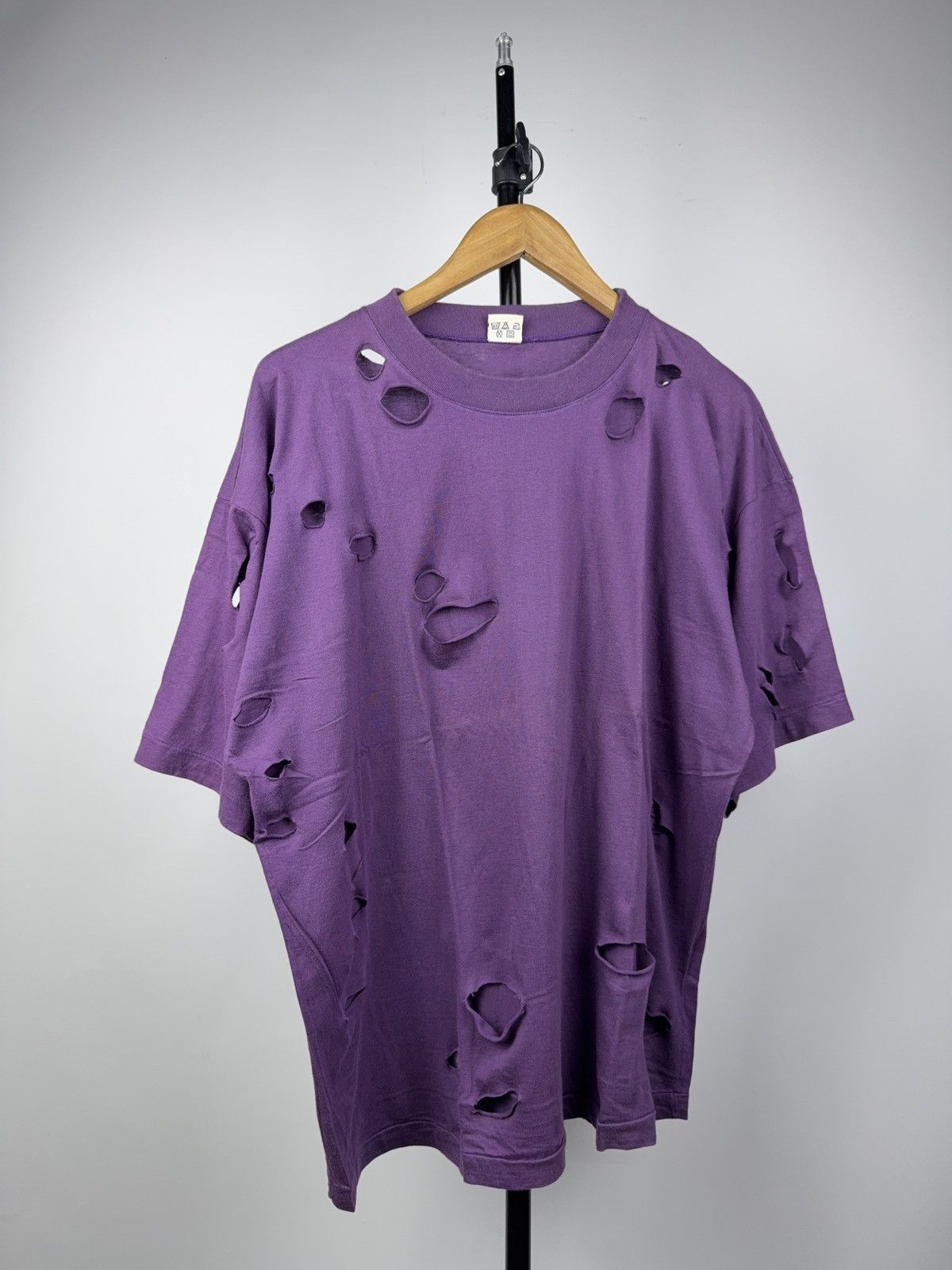 Vintage Vintage 💥90s Faded Blank Single Stitch Distressed T-Shirt Size US L / EU 52-54 / 3 - 1 Thumbnail