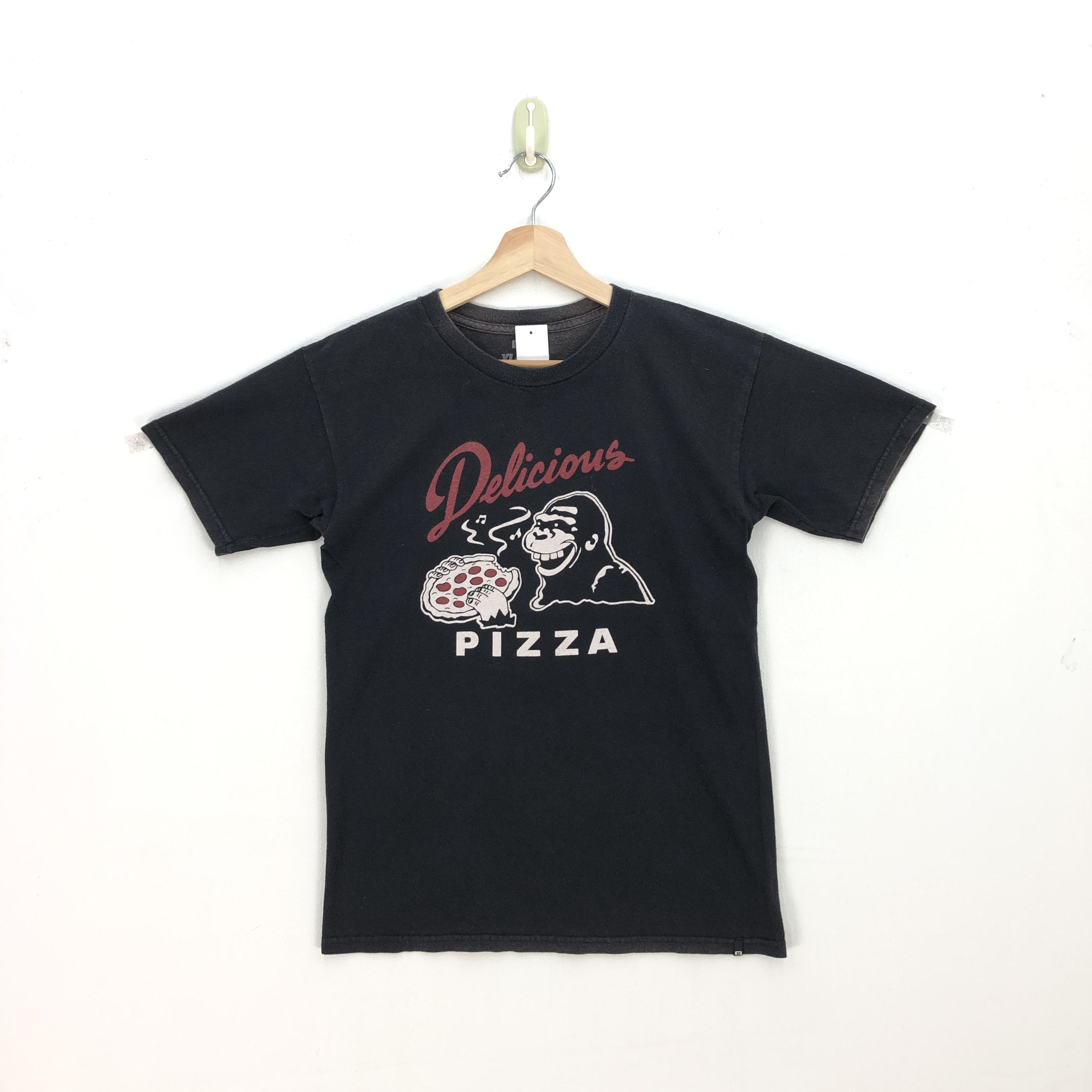 Vintage Vintage XLarge T Shirt Delicious Pizza X Large Crewneck Tees Size US S / EU 44-46 / 1 - 1 Thumbnail