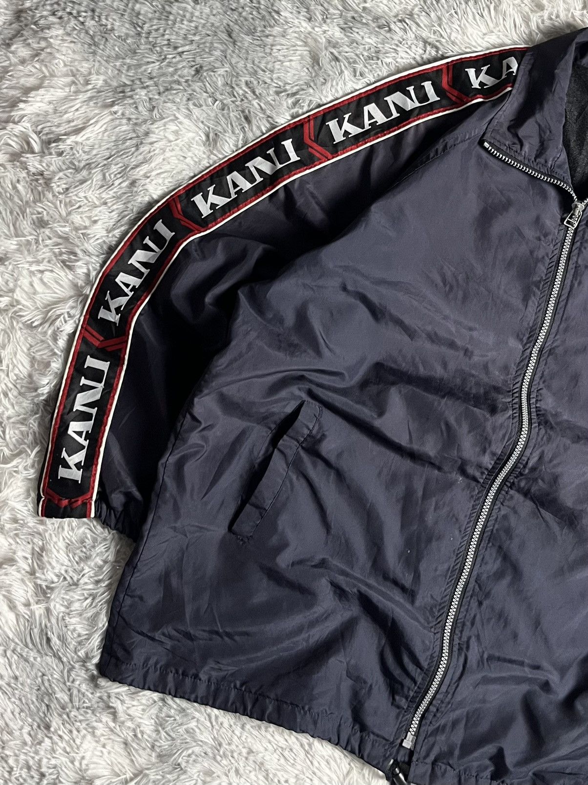 Karl Kani Vintage 90’s KARL KANI Sidetape Big Logo Windbreaker Jacket Size US L / EU 52-54 / 3 - 5 Thumbnail