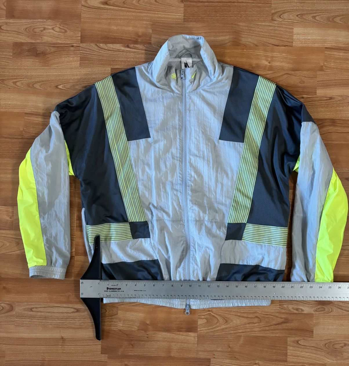 CLOT × Nike Nike x clot grey + yellow windbreaker jacket Size S Size US S / EU 44-46 / 1 - 2 Thumbnail