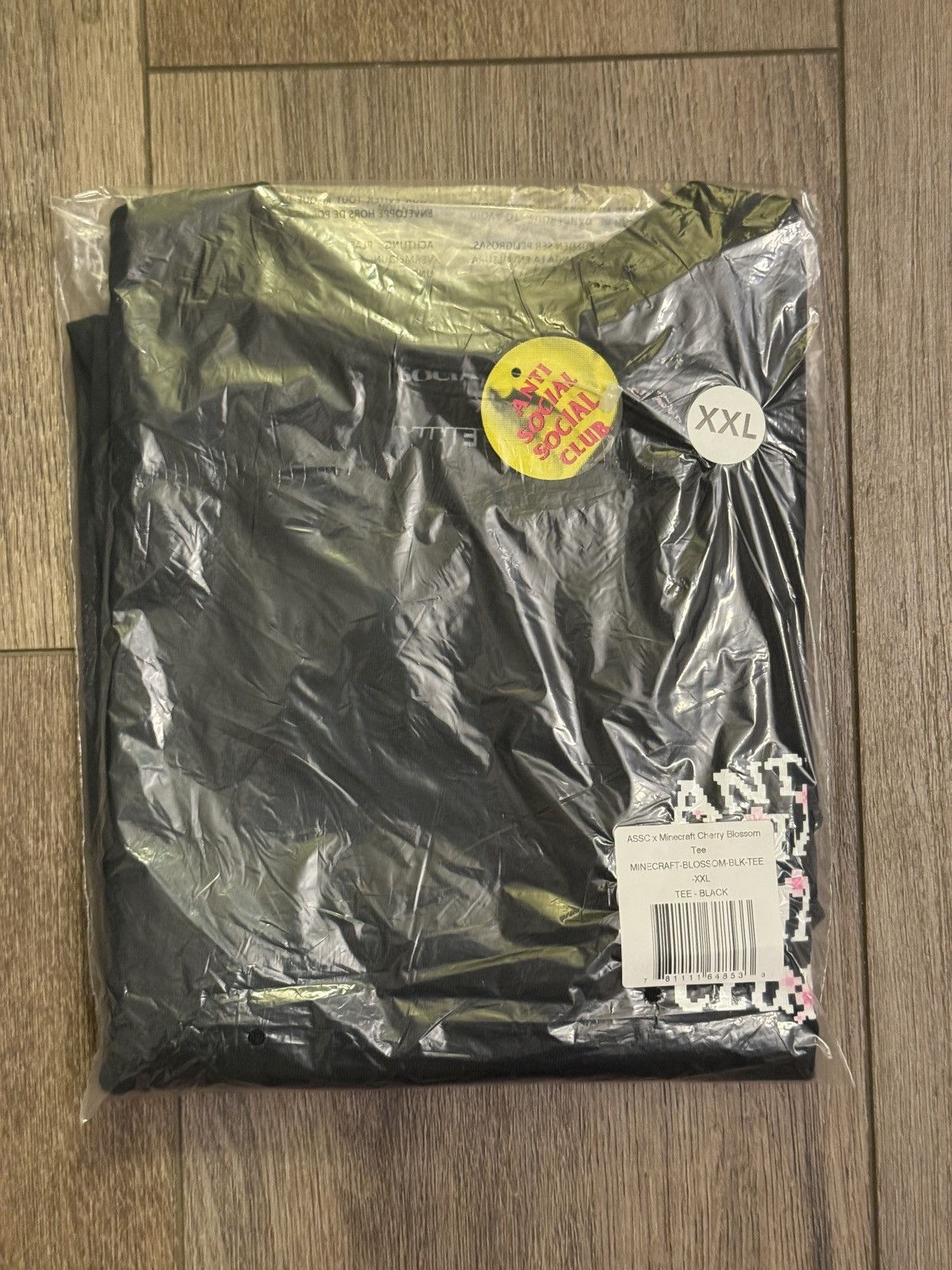 Anti Social Social Club Anti Social Social Club x Minecraft Cherry Blossom Tee Size US XXL / EU 58 / 5 - 3 Thumbnail
