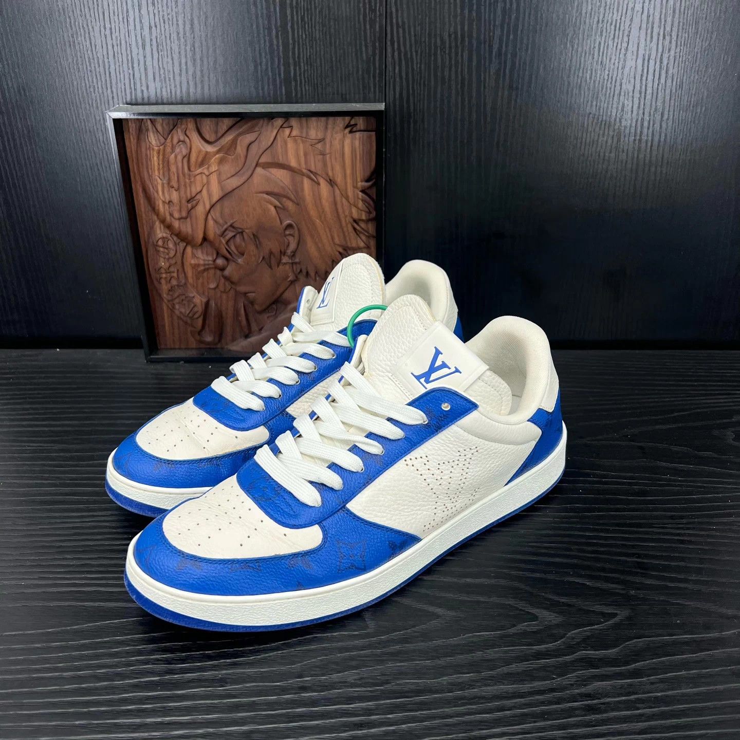 Louis Vuitton LV Rivoli White Blue Size US 8.5 / EU 41-42 - 1 Thumbnail