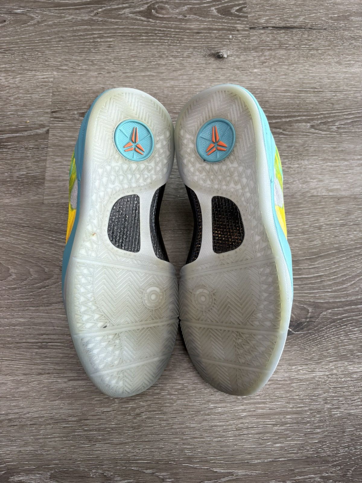 Nike Nike Kobe 8 Protro “Venice Beach” (2024) (GS) **PRE-OWNED** Size US 6.5 / EU 39-40 - 5 Thumbnail