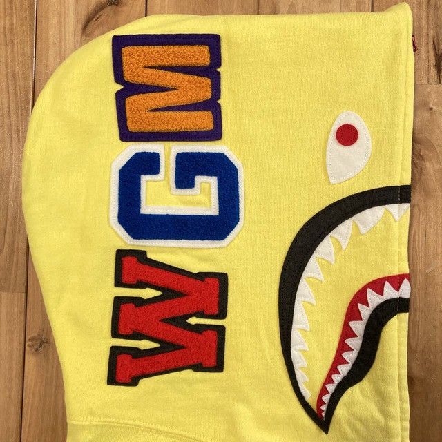 Bape 2010 BAPE Neon Shark Full Zip Hoodie a bathing ape NIGO Size US M / EU 48-50 / 2 - 5 Thumbnail