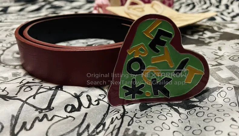 Vivienne Westwood Vivienne Westwood Let it Rock limited Saturn heart metal h Size ONE SIZE - 5 Thumbnail