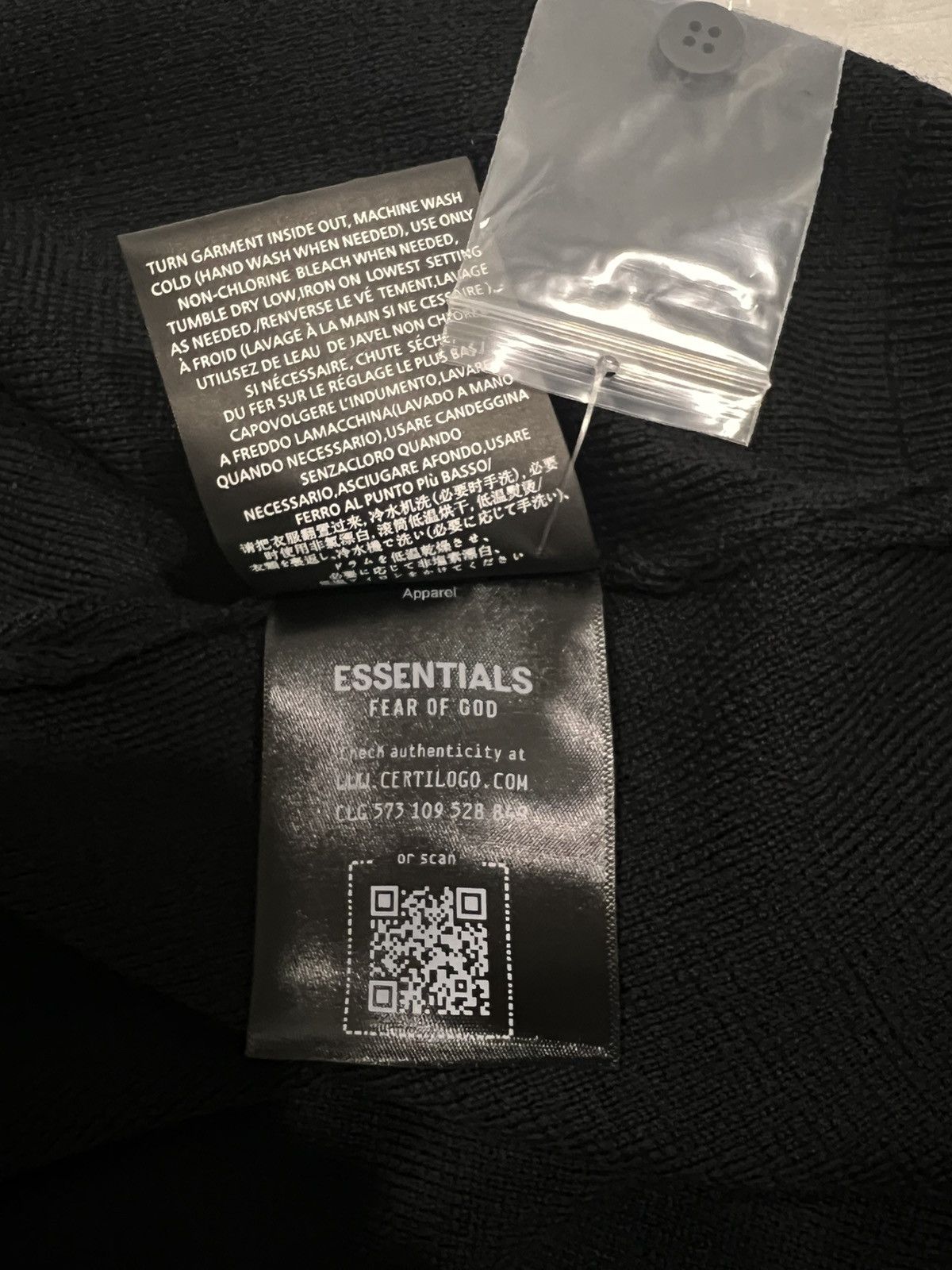 Fear of God Fear of God Essentials vintage black knit polo Size Large Size US L / EU 52-54 / 3 - 6 Thumbnail