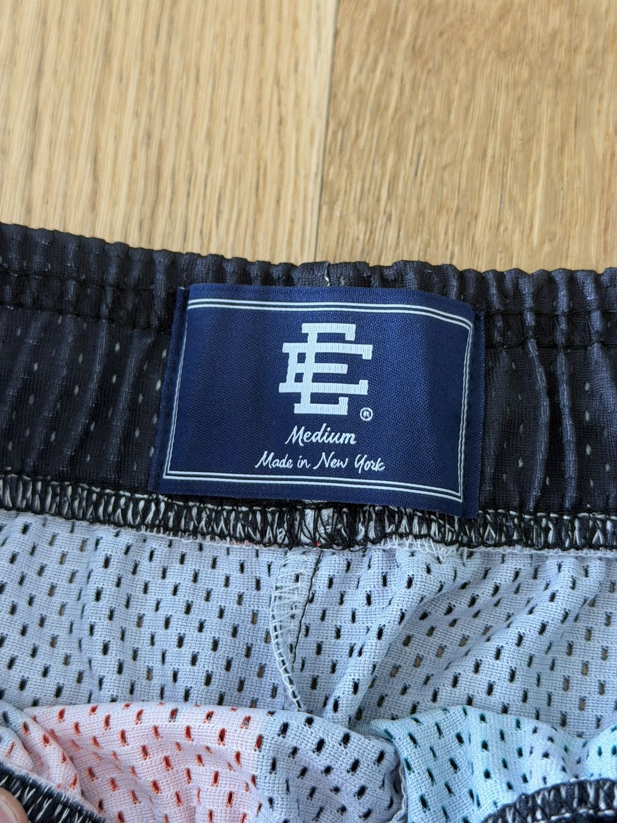 Eric Emanuel Eric Emanuel x Matty Boy shorts (size M) Size US 32 / EU 48 - 4 Thumbnail