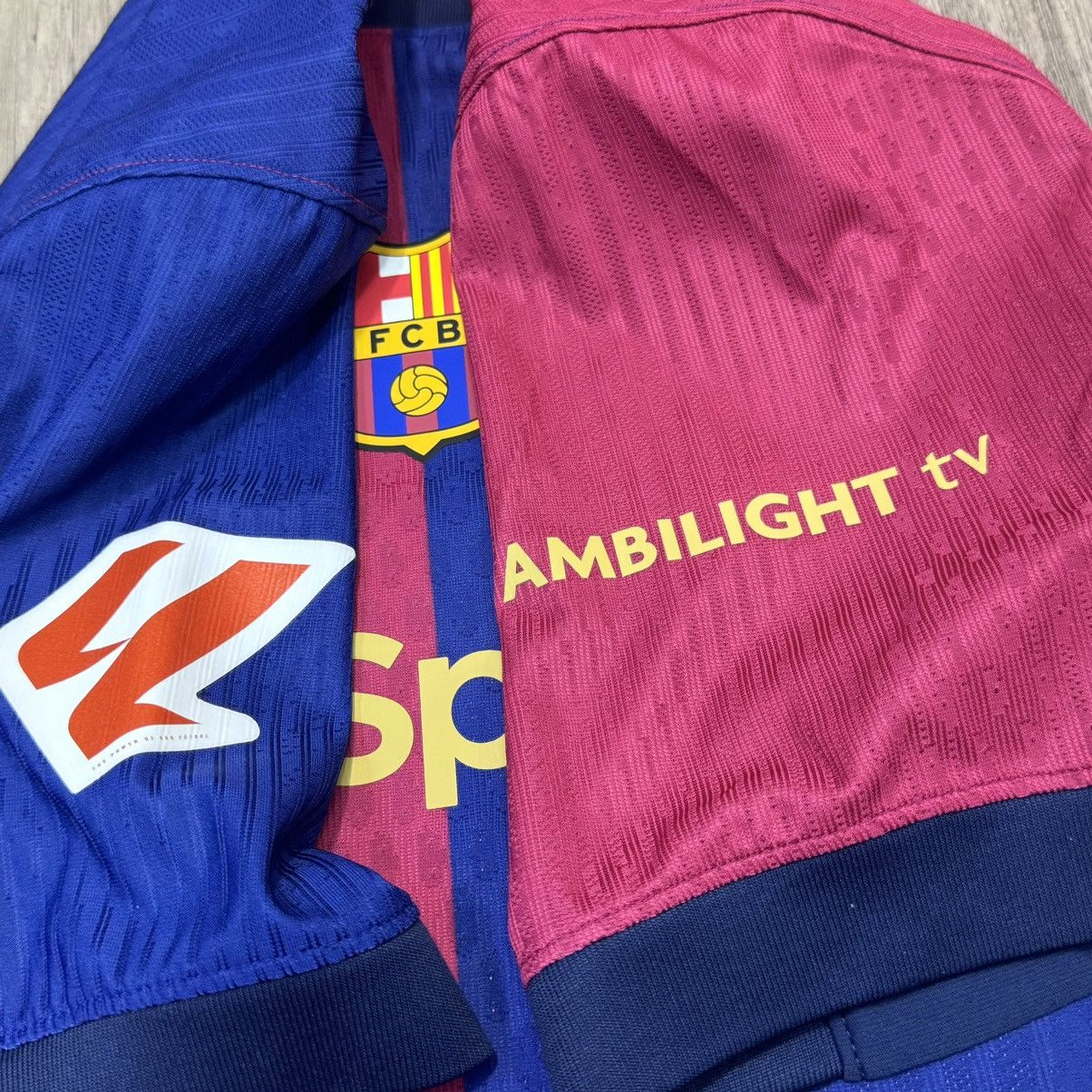 Nike Barcelona 24/25 player issue home shirt #6 Gavi Size US L / EU 52-54 / 3 - 6 Thumbnail