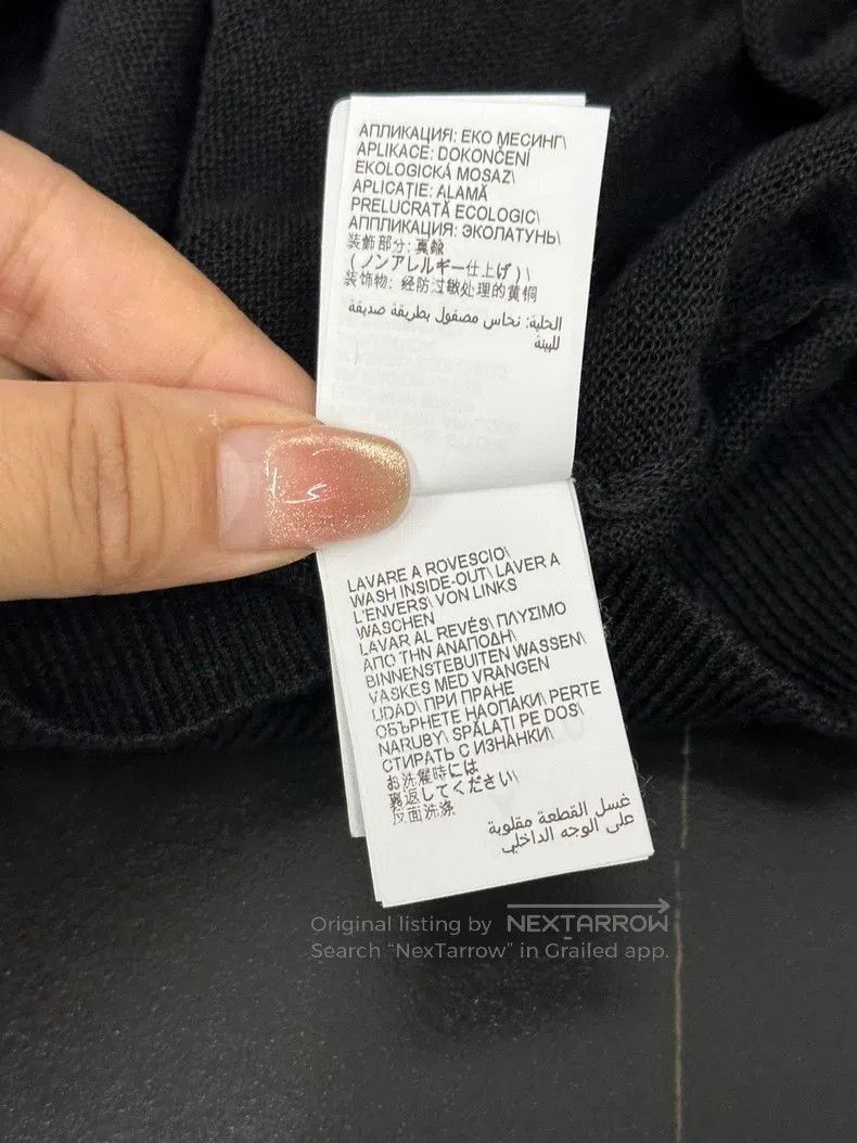 Brunello Cucinelli Brunello Cucinelli Black Pocket Beaded V-Neck Knit Top Lon Size S / US 4 / IT 40 - 7 Thumbnail