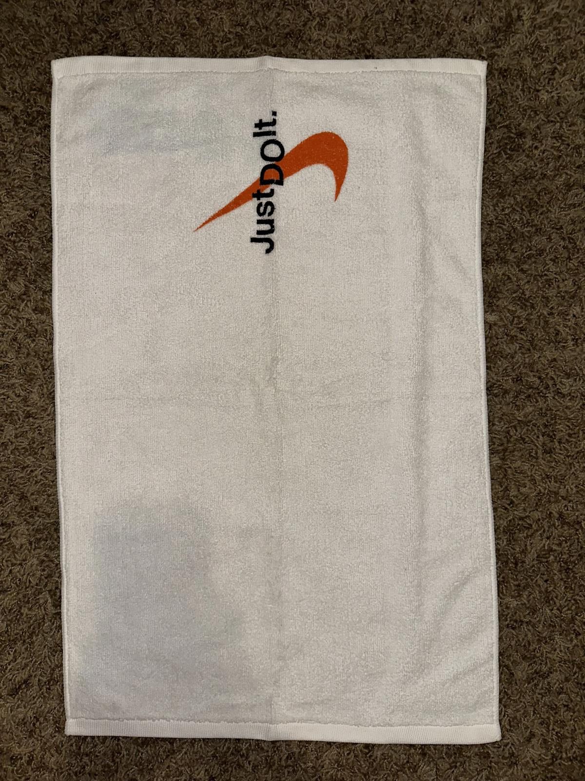 Nike Nike Sportswear Just Do It Sport Terry Hand Towel Sample Size ONE SIZE - 1 Thumbnail