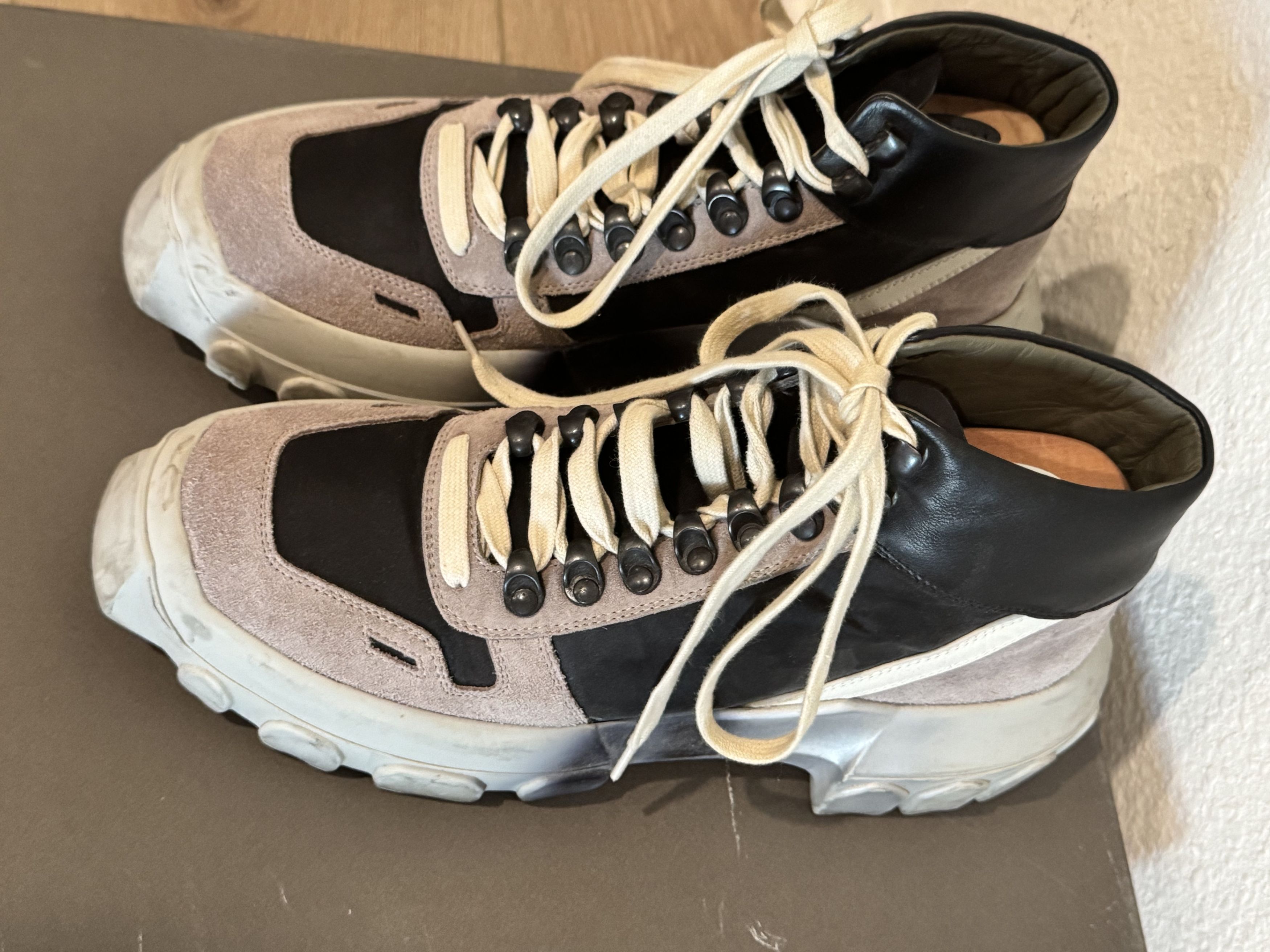 Rick Owens RICK OWENS LARRY LACE UP TRACTOR SNEAKERS Size US 7 / EU 40 - 6 Thumbnail