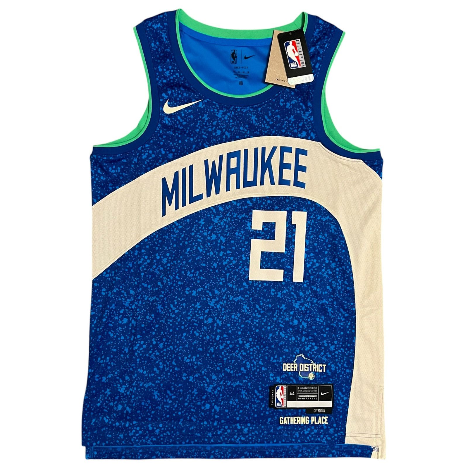 Nike Milwaukee Bucks 2023/24 Jrue Holiday City Edition Jersey - M Size US M / EU 48-50 / 2 - 1 Thumbnail