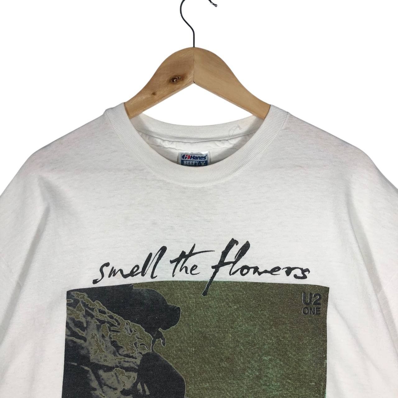 Hanes Vintage "Hanes" Smell The Flowers While You Can Men T-Shirt Size US XL / EU 56 / 4 - 2 Thumbnail