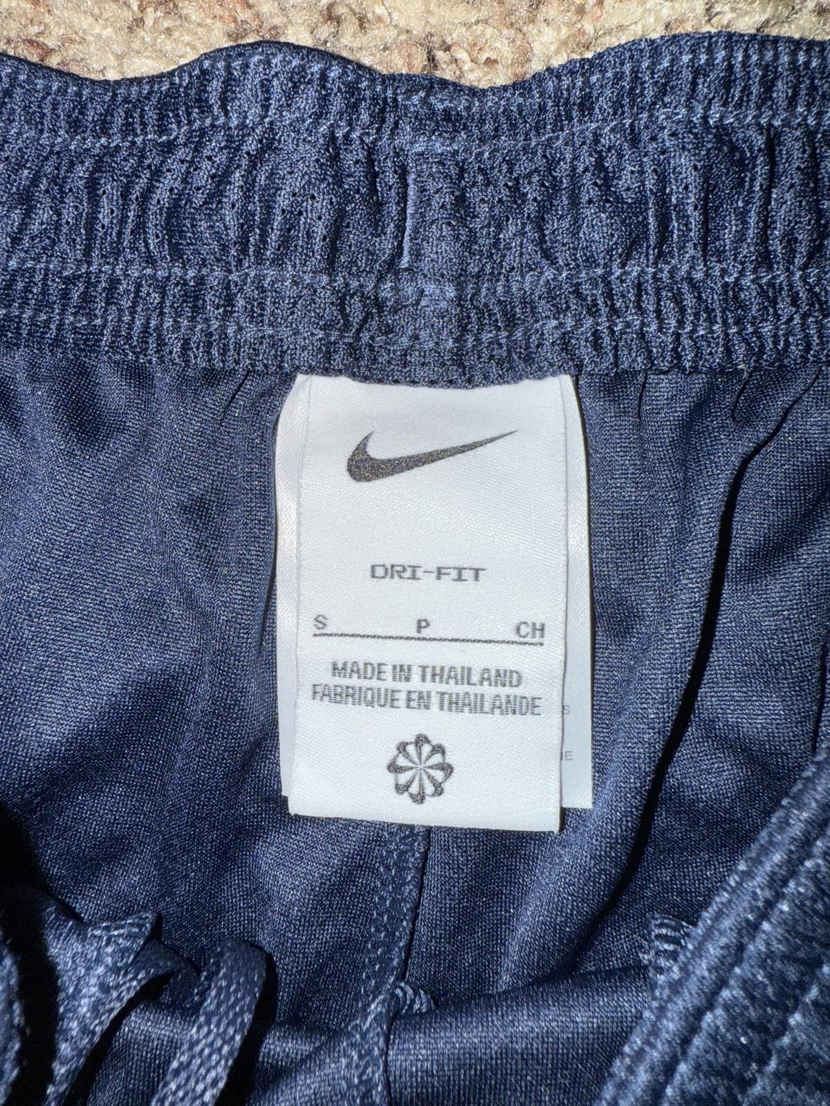 Nike Nike Women’s USMNT Strike Dri-FIT Soccer Knit Shorts Sample Size 28" / US 6 / IT 42 - 6 Thumbnail