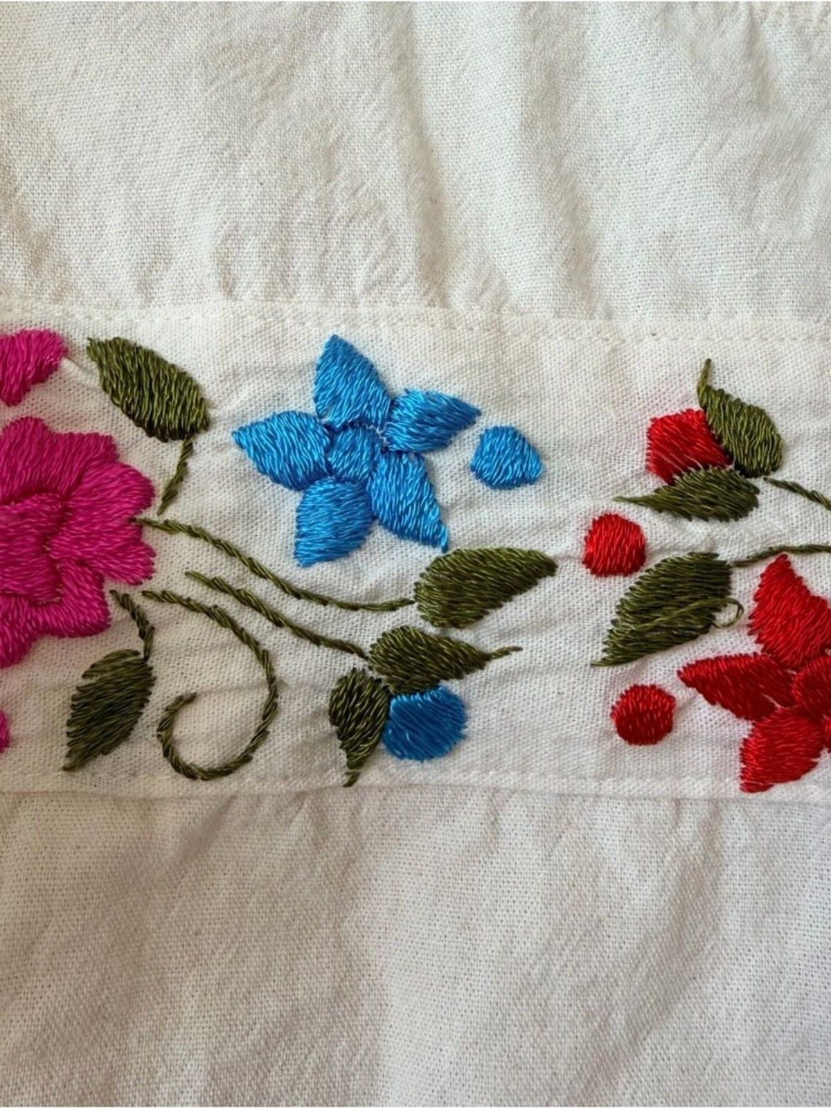 Other Handmade Embroidered Cotton Vest Tie Front Ruffle Crop Top Size S / US 4 / IT 40 - 9 Thumbnail