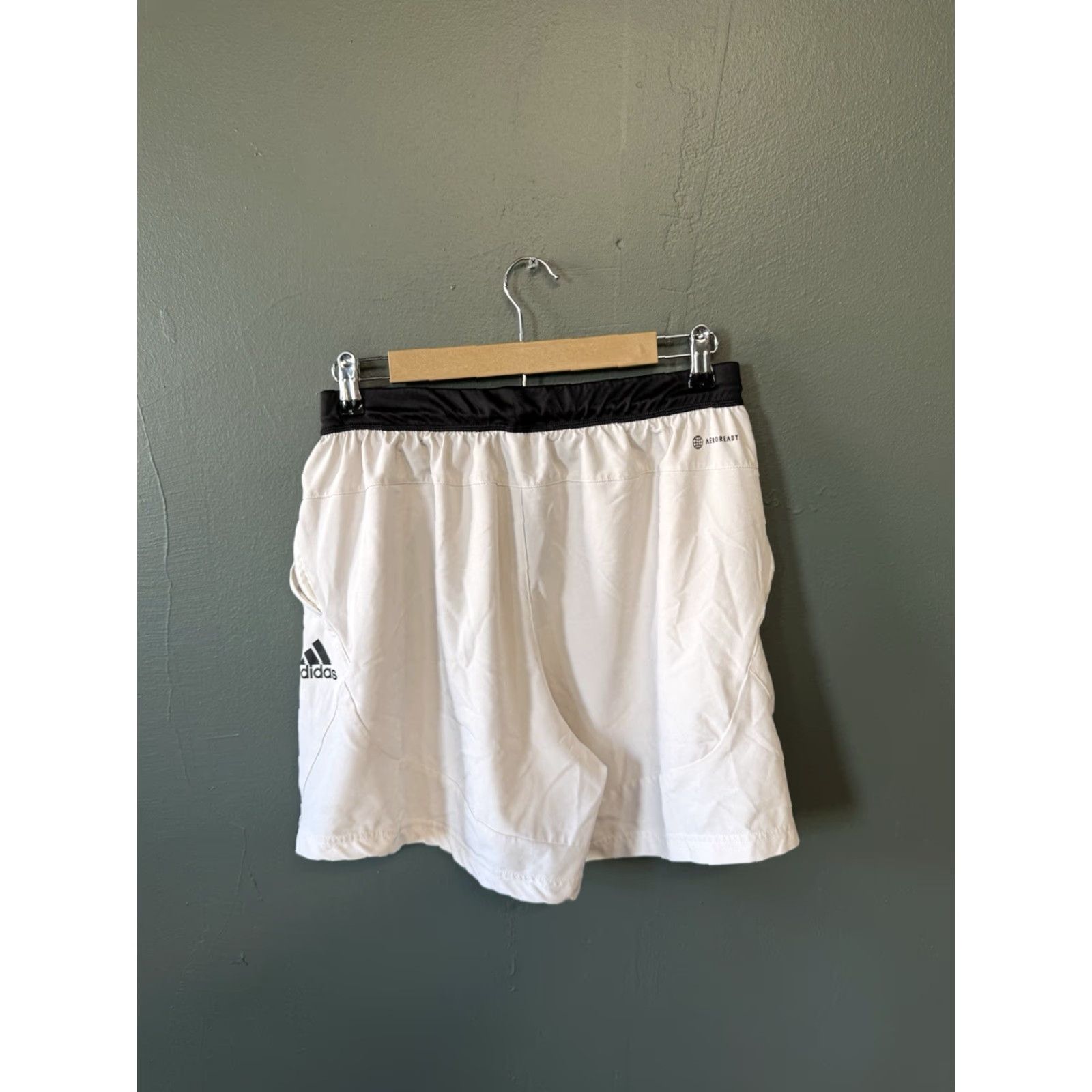 Adidas Adidas Men's White Athletic Running Shorts L Regular Size Large Size US 33 - 2 Thumbnail