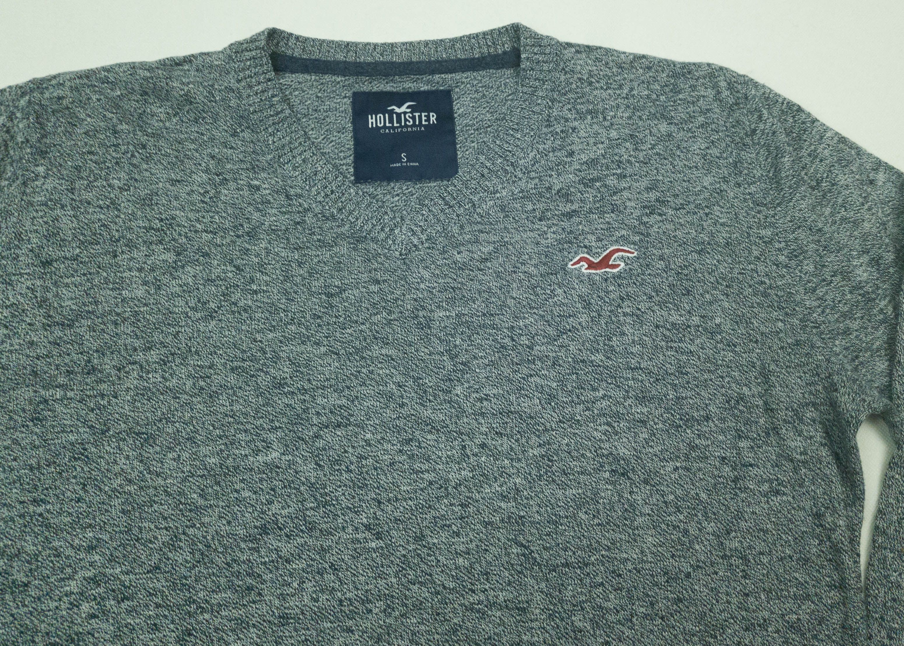 Hollister Hollister mens jumper size S-M (LABEL S) vgc Size US S / EU 44-46 / 1 - 5 Thumbnail