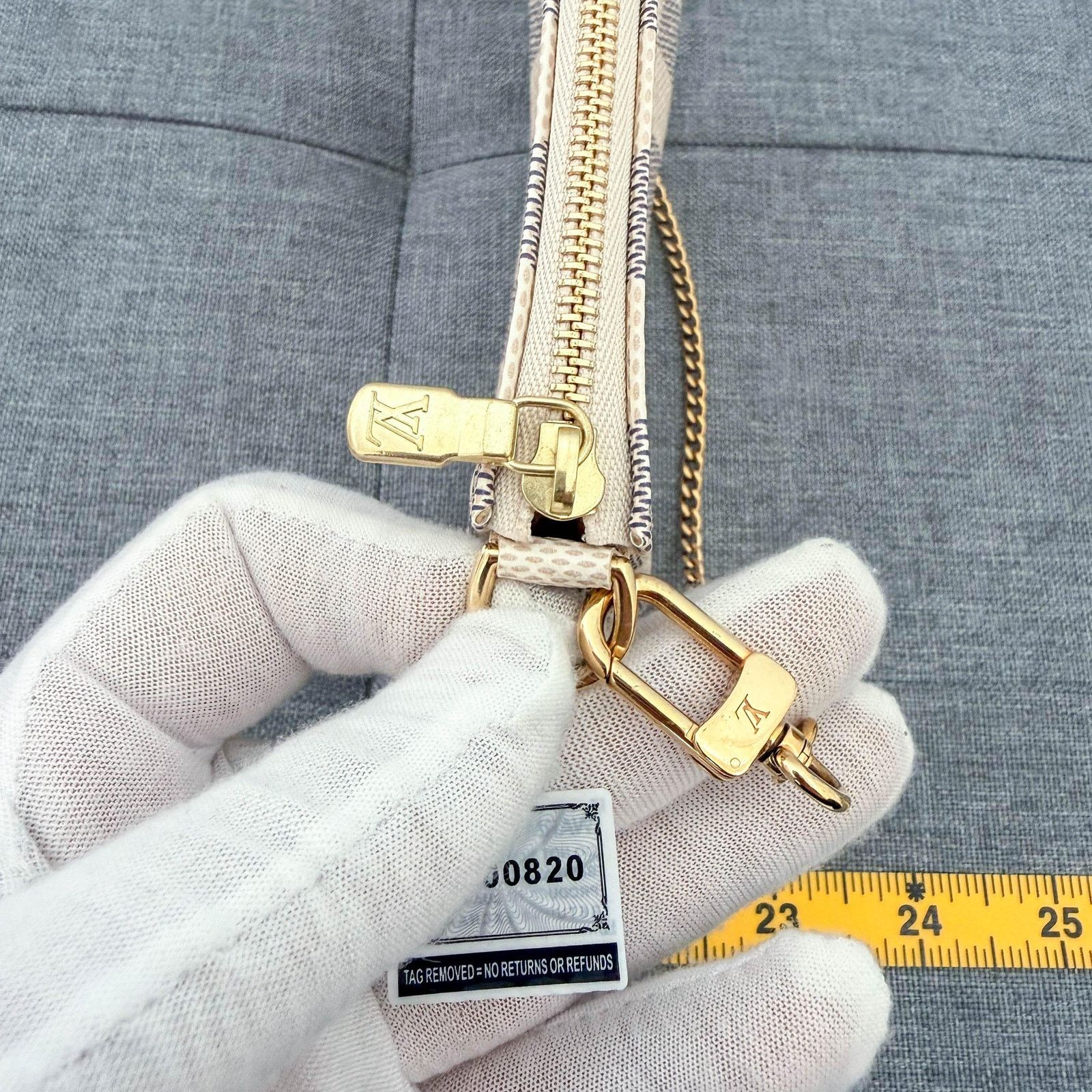 Louis Vuitton LV Mini Pochette Damier Azur Chain Bag Size ONE SIZE - 4 Thumbnail