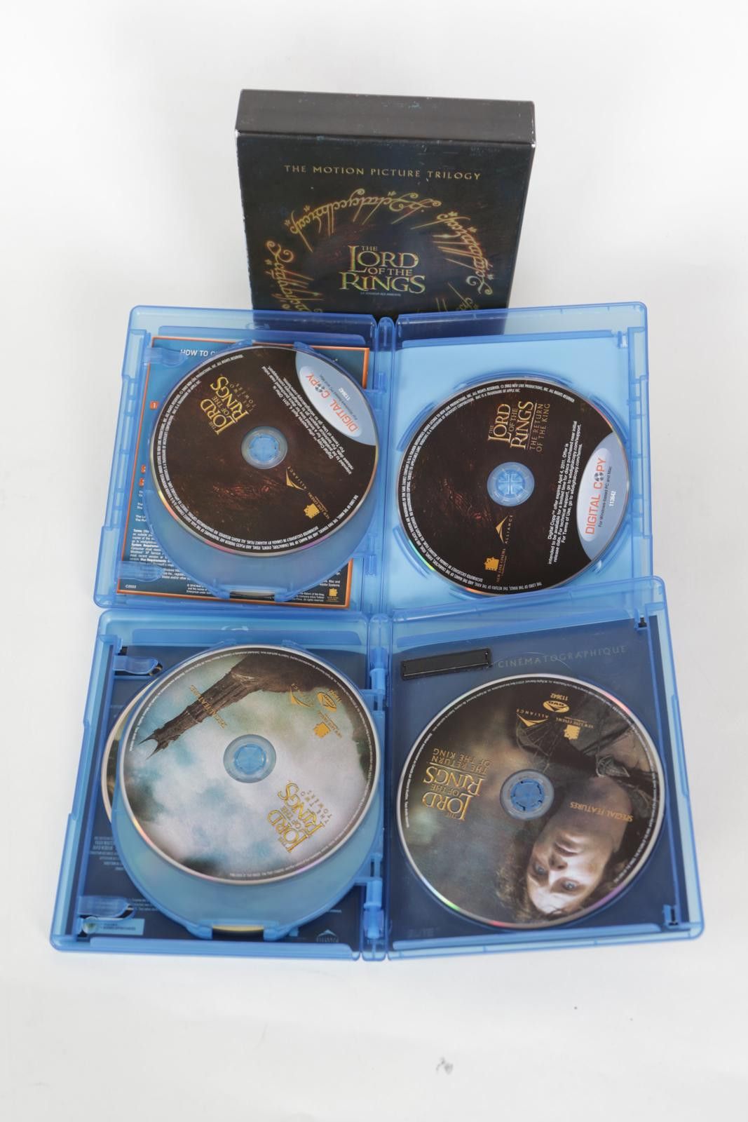 Other 2010's Lord Of The Rings: Motion Picture Trilogy Blu-Ray DVD Size ONE SIZE - 4 Thumbnail