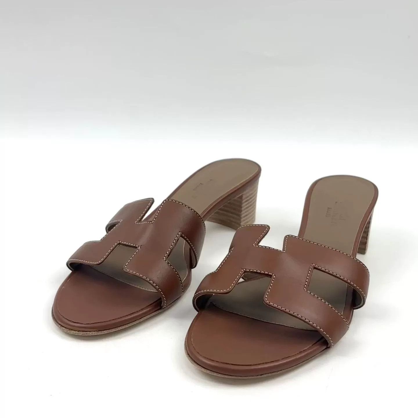 Hermes HERMES H Brown Low-Heel Shoes 37 Size US 6 / IT 36 - 1 Thumbnail
