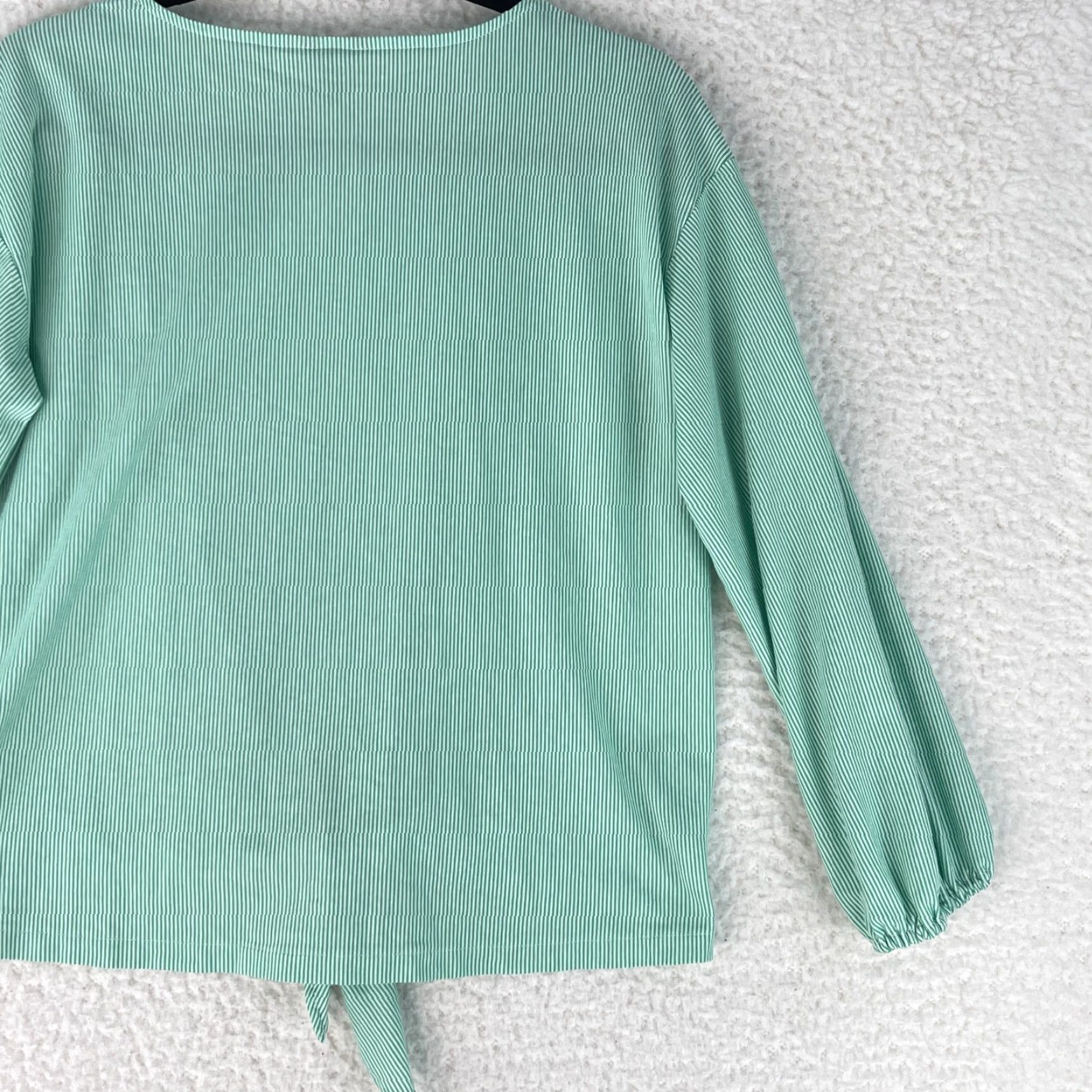 Ann Taylor Ann Taylor Petite Green Striped Long Sleeve Shirt Womens Front Tie V-Neck PM Blouse Size M / US 6-8 / IT 42-44 - 4 Thumbnail