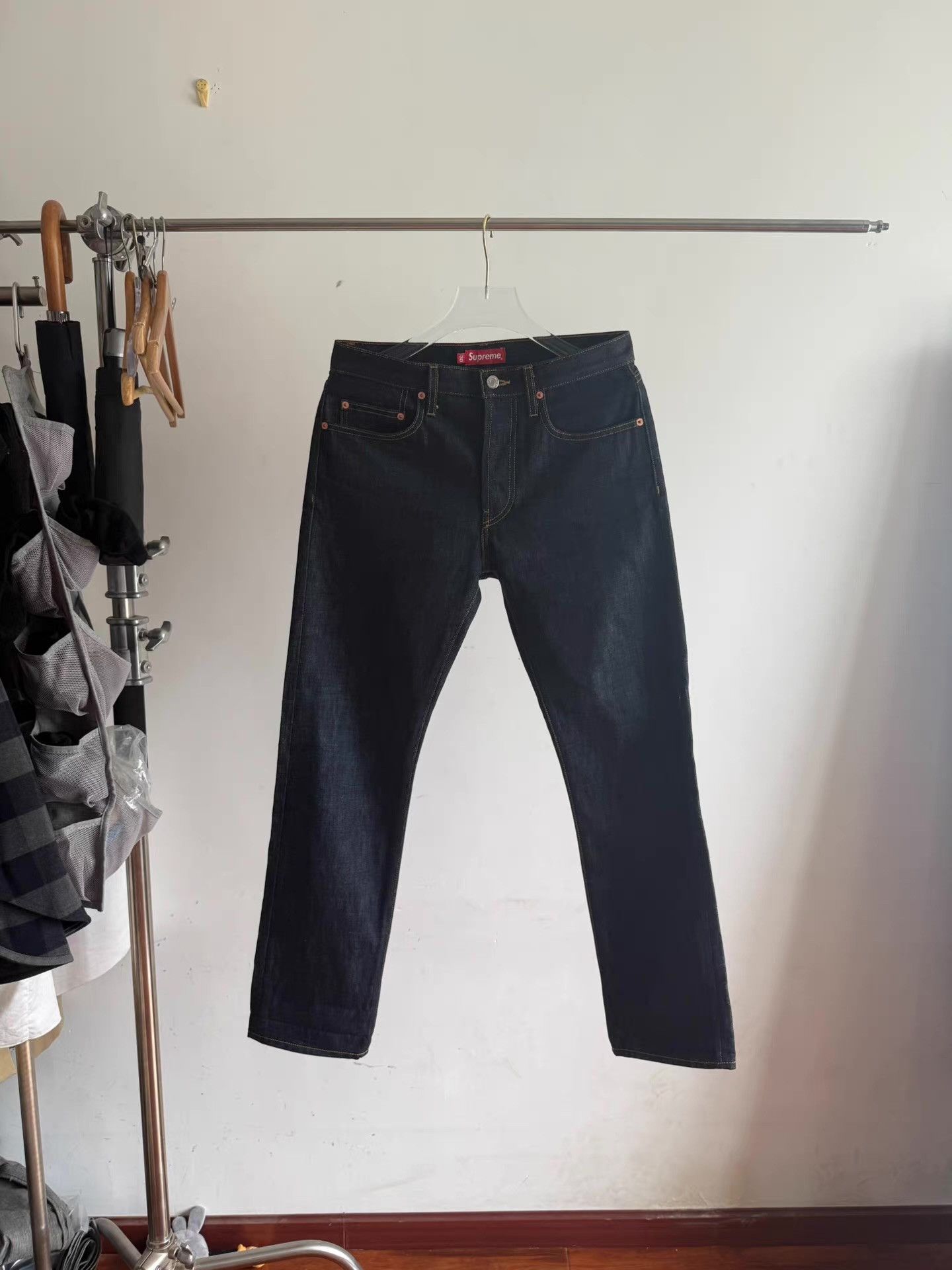 Supreme Supreme Raw Denim Jeans Q17 Size US 34 / EU 50 - 1 Thumbnail