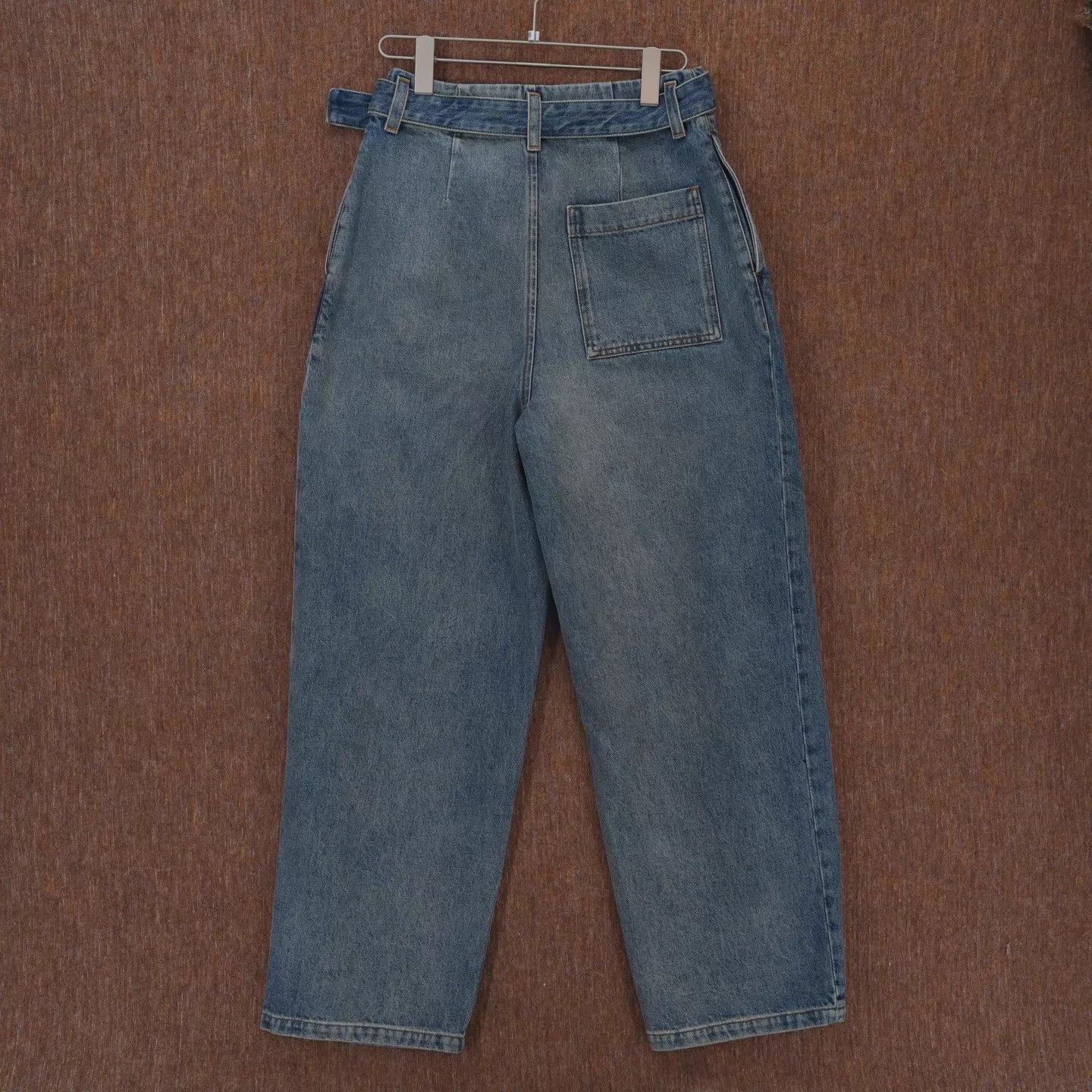 Loewe LOEWE 26SS Pleated Belt Jeans Size 38 Size 26" / US 2 / IT 38 - 2 Thumbnail
