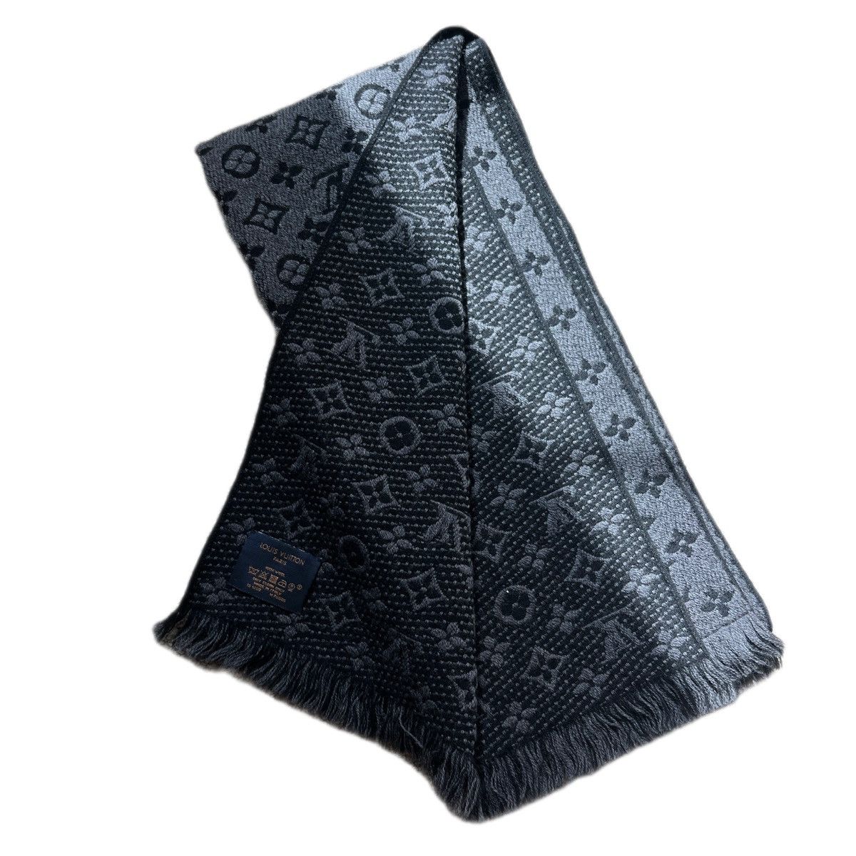 Louis Vuitton Louis Vuitton Monogram Classic Scarf Size ONE SIZE - 5 Thumbnail