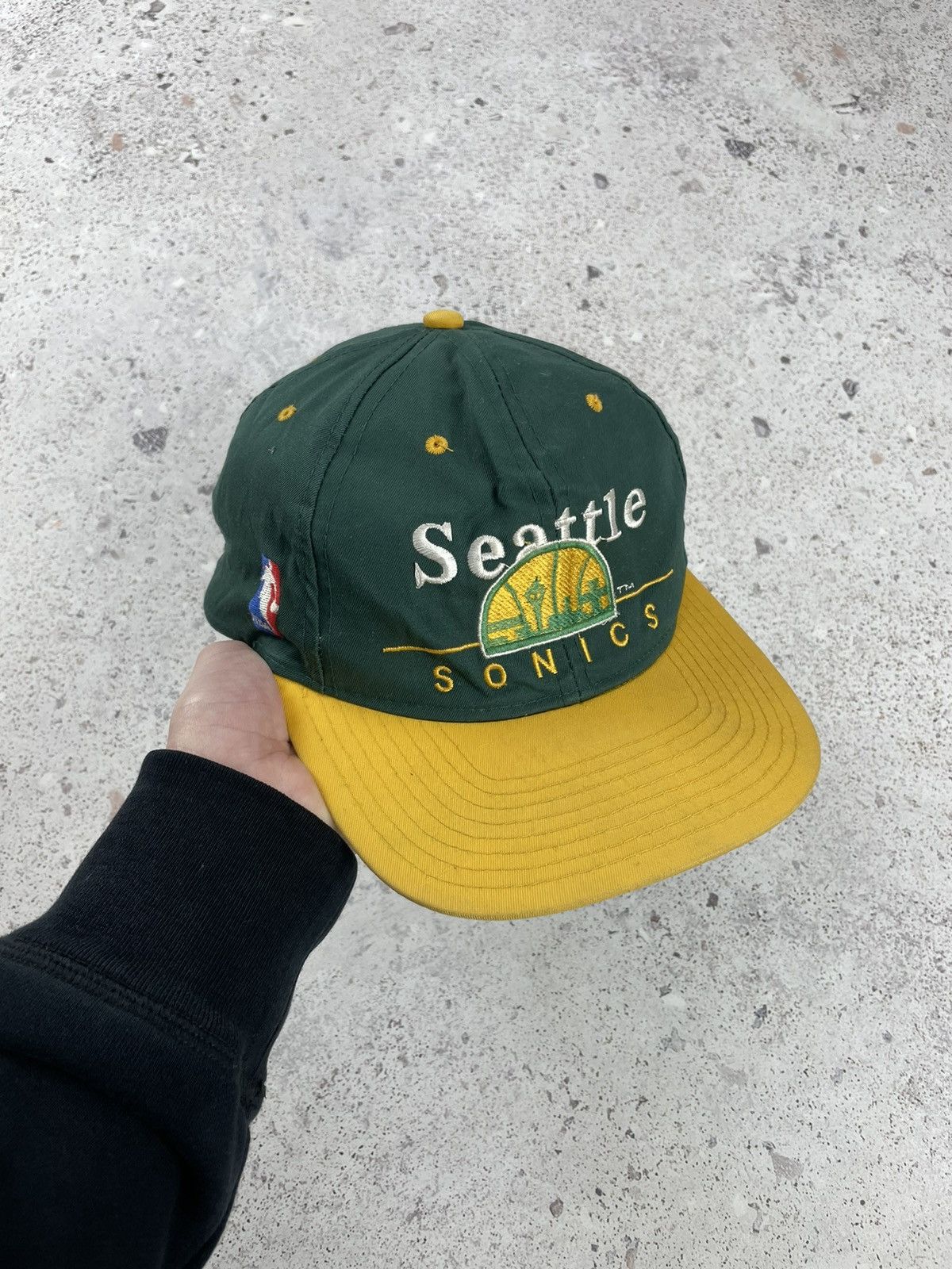 NBA × Vintage Vintage NBA Seattle Sonics Snapback Cap Hat Size ONE SIZE - 1 Thumbnail