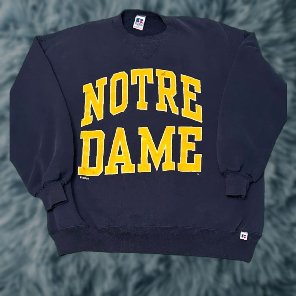 Vintage VINTAGE Notre Dame Fighting Irish Russell Crewneck Sweatshirt XL USA Blue 80s 90s Mens Crew Neck Pullover Size US XL / EU 56 / 4 - 1 Thumbnail