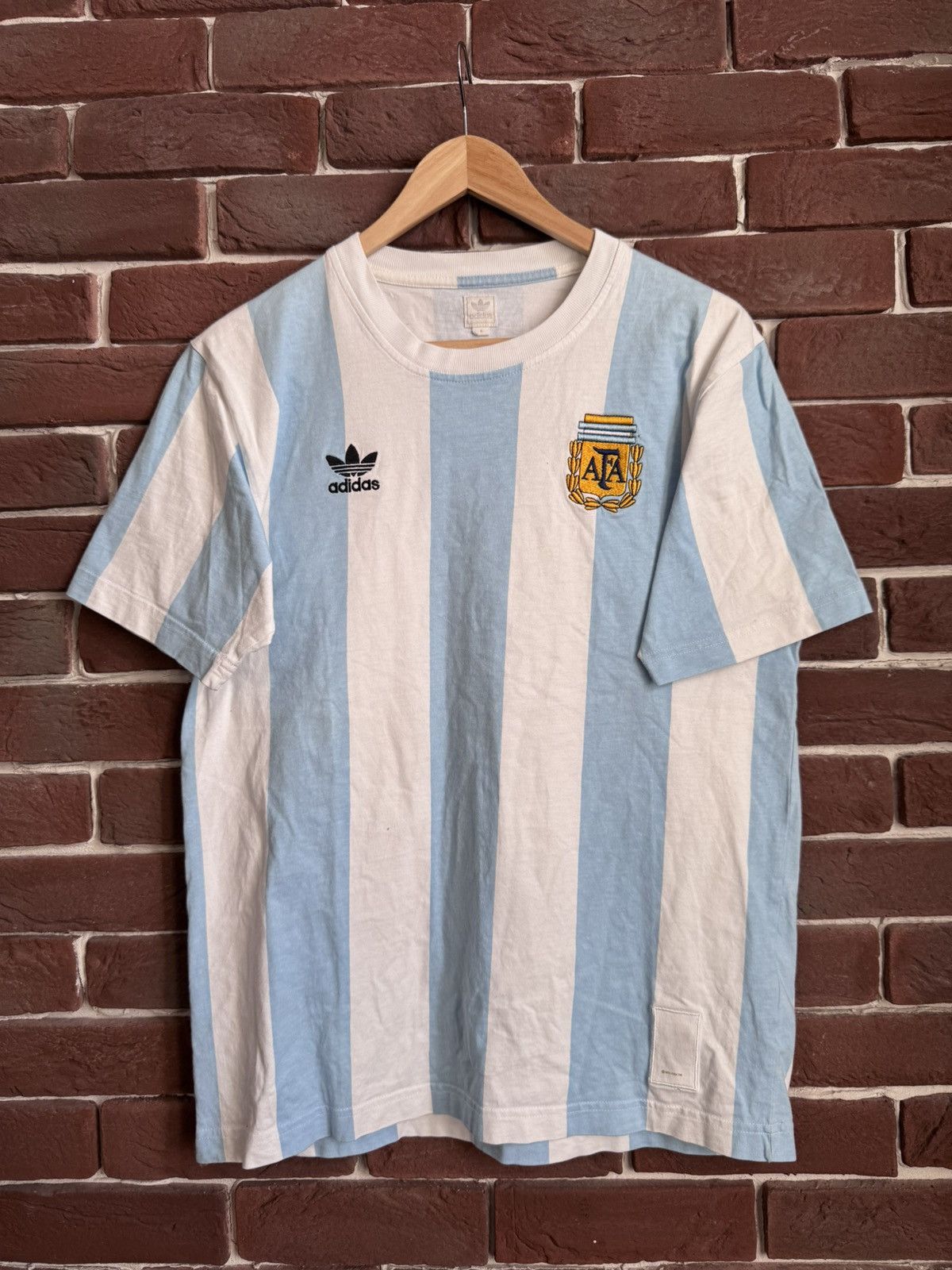 Adidas Rare Vintage 00s Adidas Argentina Soccer Tee Shirt Small Size US S / EU 44-46 / 1 - 1 Thumbnail