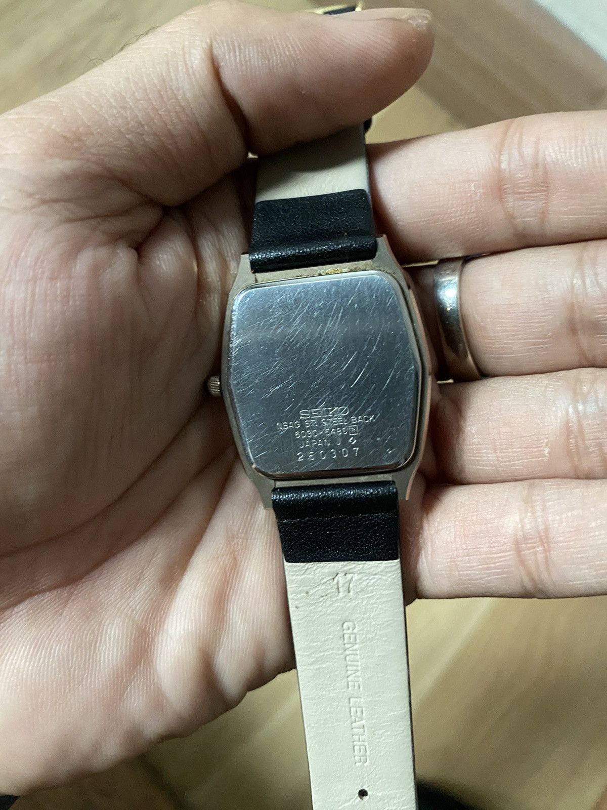 Japanese Brand × Seiko × Vintage Vintage Seiko Dolce Gold 6030 5480 Anti Scratch Japan Size ONE SIZE - 10 Thumbnail