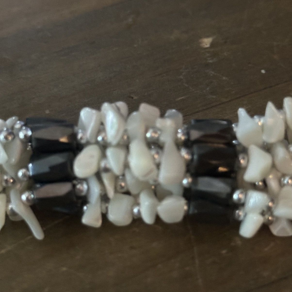 Other White shell chip and magnetic hematite wrap bracelet Size ONE SIZE - 3 Thumbnail