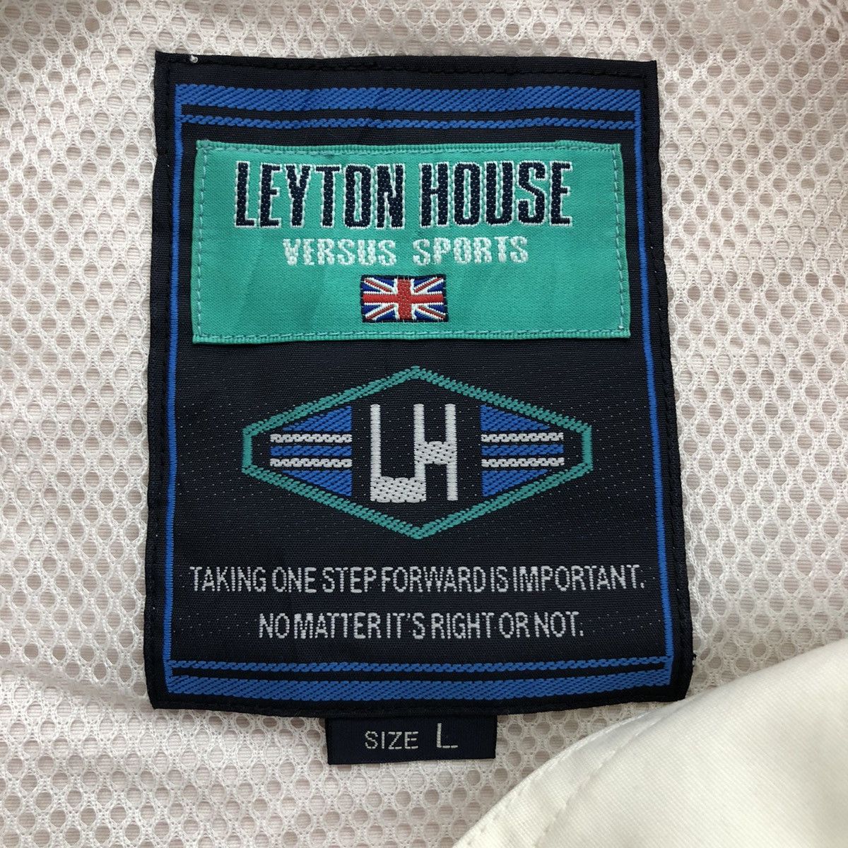 Vintage Vintage 90s LEYTON HOUSE Windbreaker Jacket Motosports Size US L / EU 52-54 / 3 - 5 Thumbnail