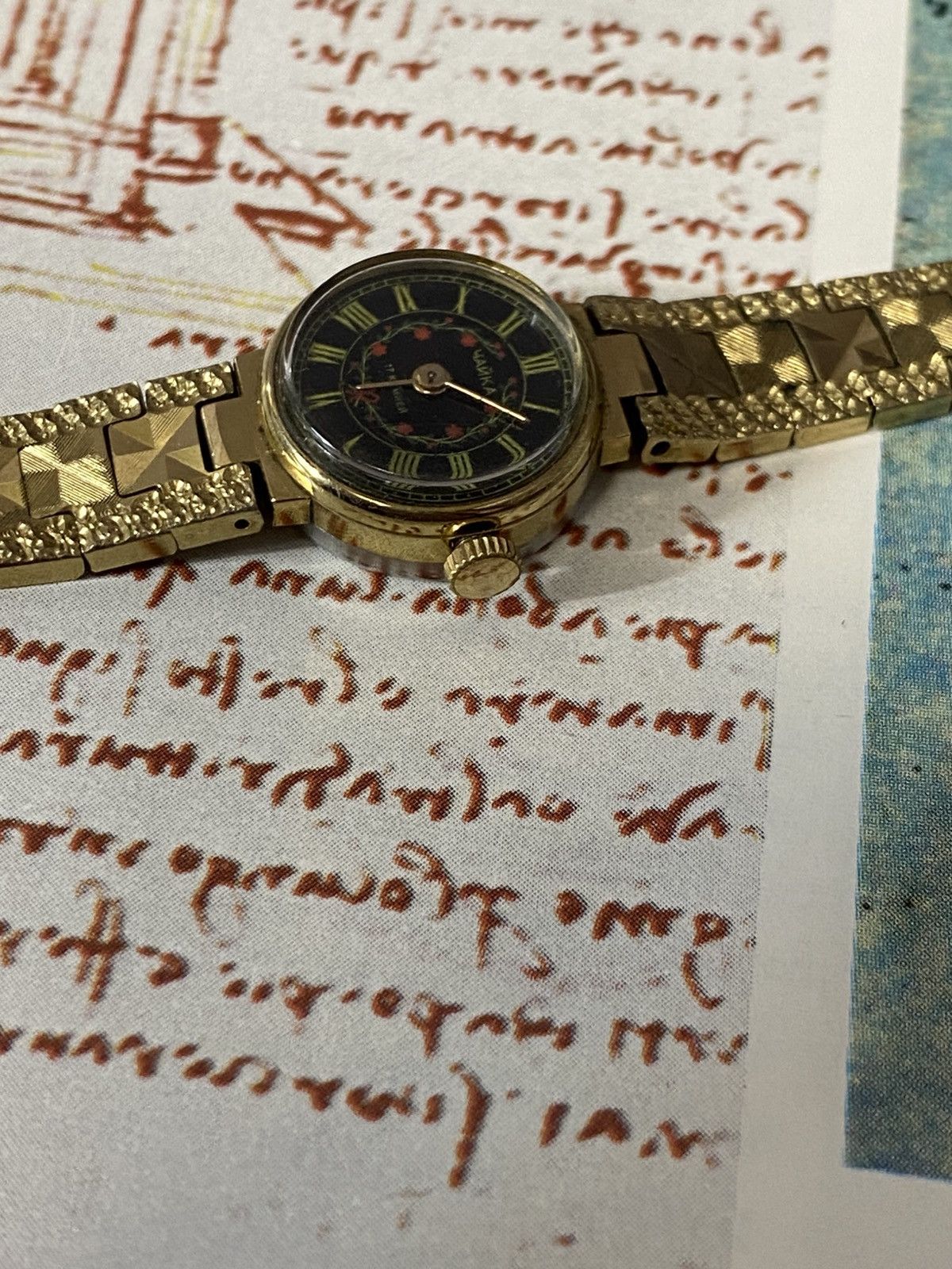 Japanese Brand Vintage Chaika USSR Watch Very Rare Retro Futuristic Size ONE SIZE - 3 Thumbnail