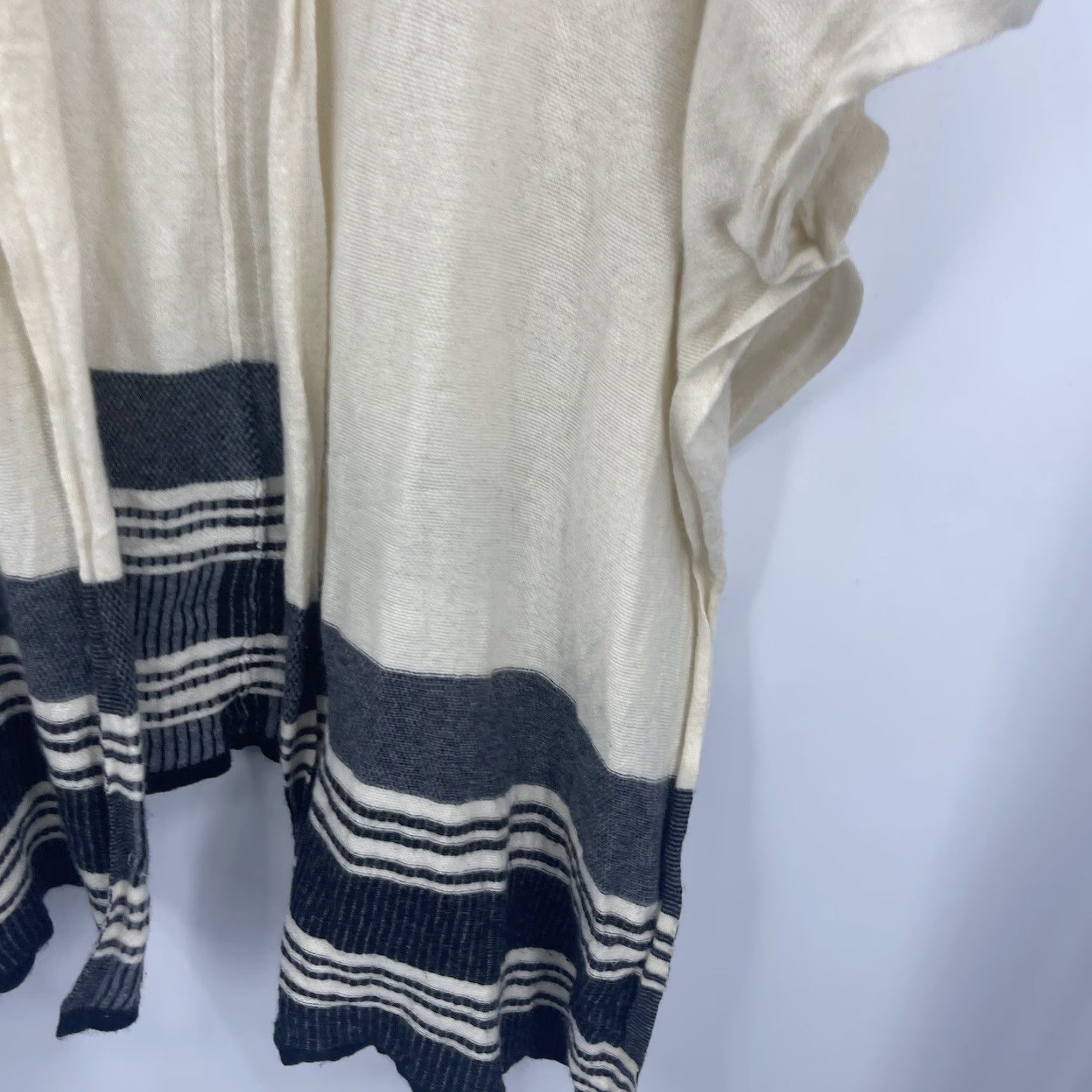 Vince Vince Wrap Womens L Cream Striped Open Front Cardigan Sweater READ Bohemian Designer Classic Vintage No Size L / US 10 / IT 46 - 6 Thumbnail