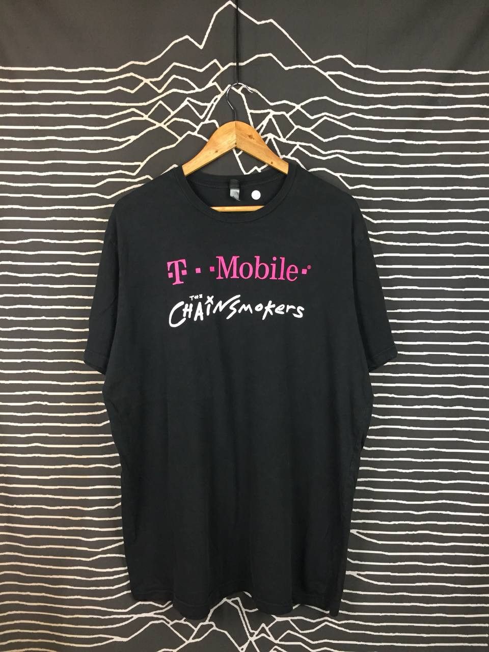 Band Tees The Chainsmokers x T-Mobile Music Freedom Promo Tee Size US XL / EU 56 / 4 - 2 Thumbnail