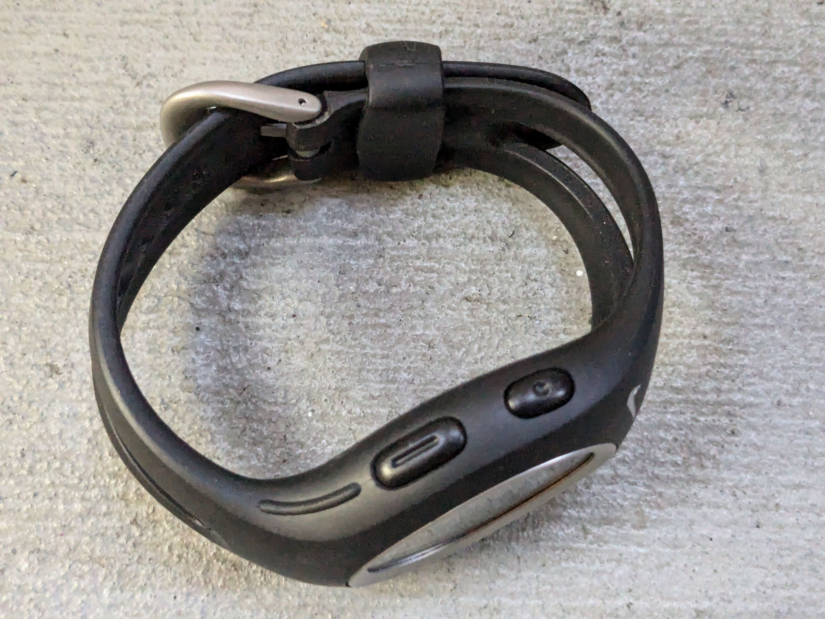 Nike Vintage Nike Watch Black Digital Rubber Minimalist Y2K Size ONE SIZE - 9 Thumbnail
