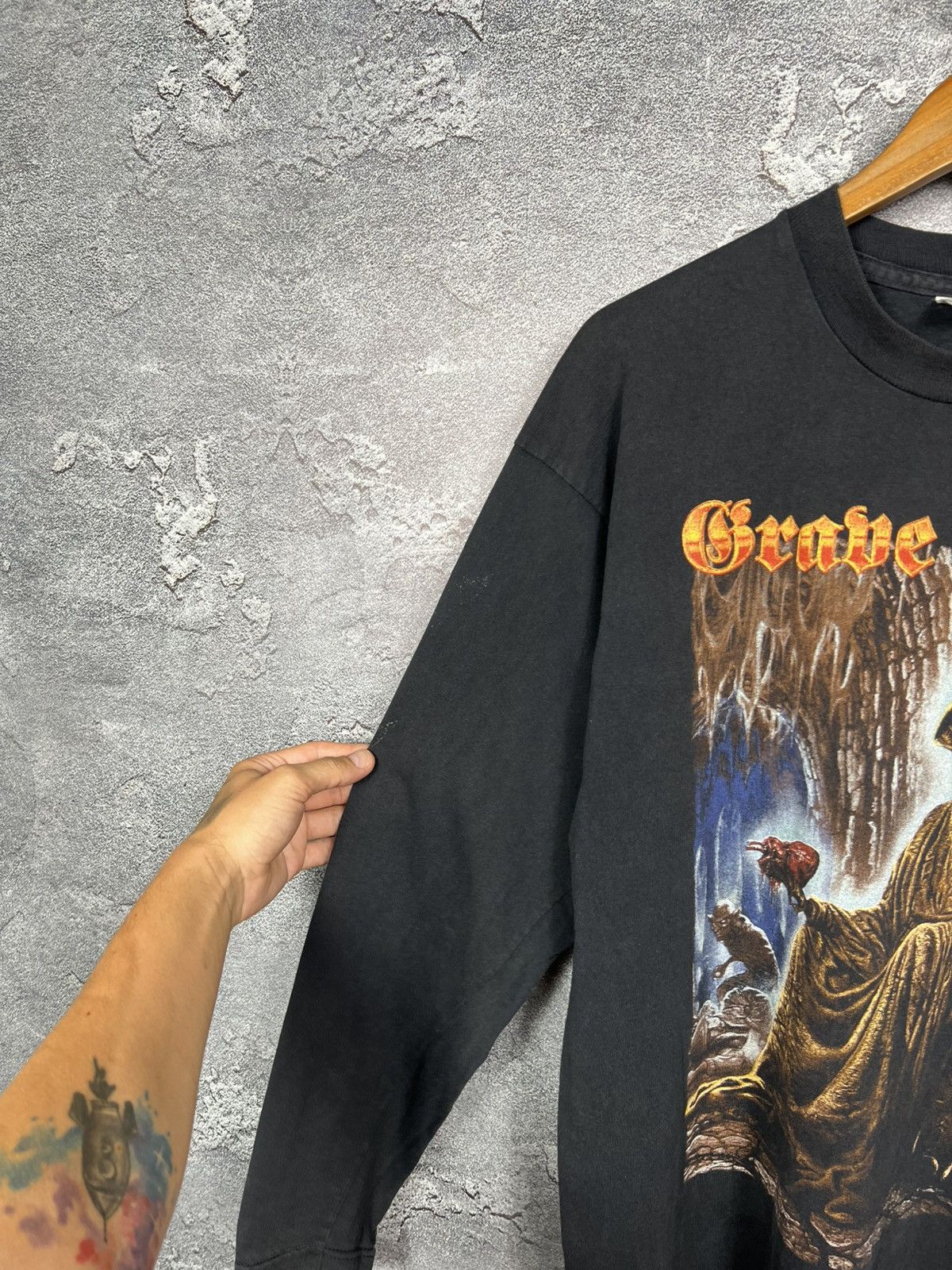 Band Tees Vintage 1995 Grave Digger Long Sleeve Heart of Darkness Size US L / EU 52-54 / 3 - 4 Thumbnail
