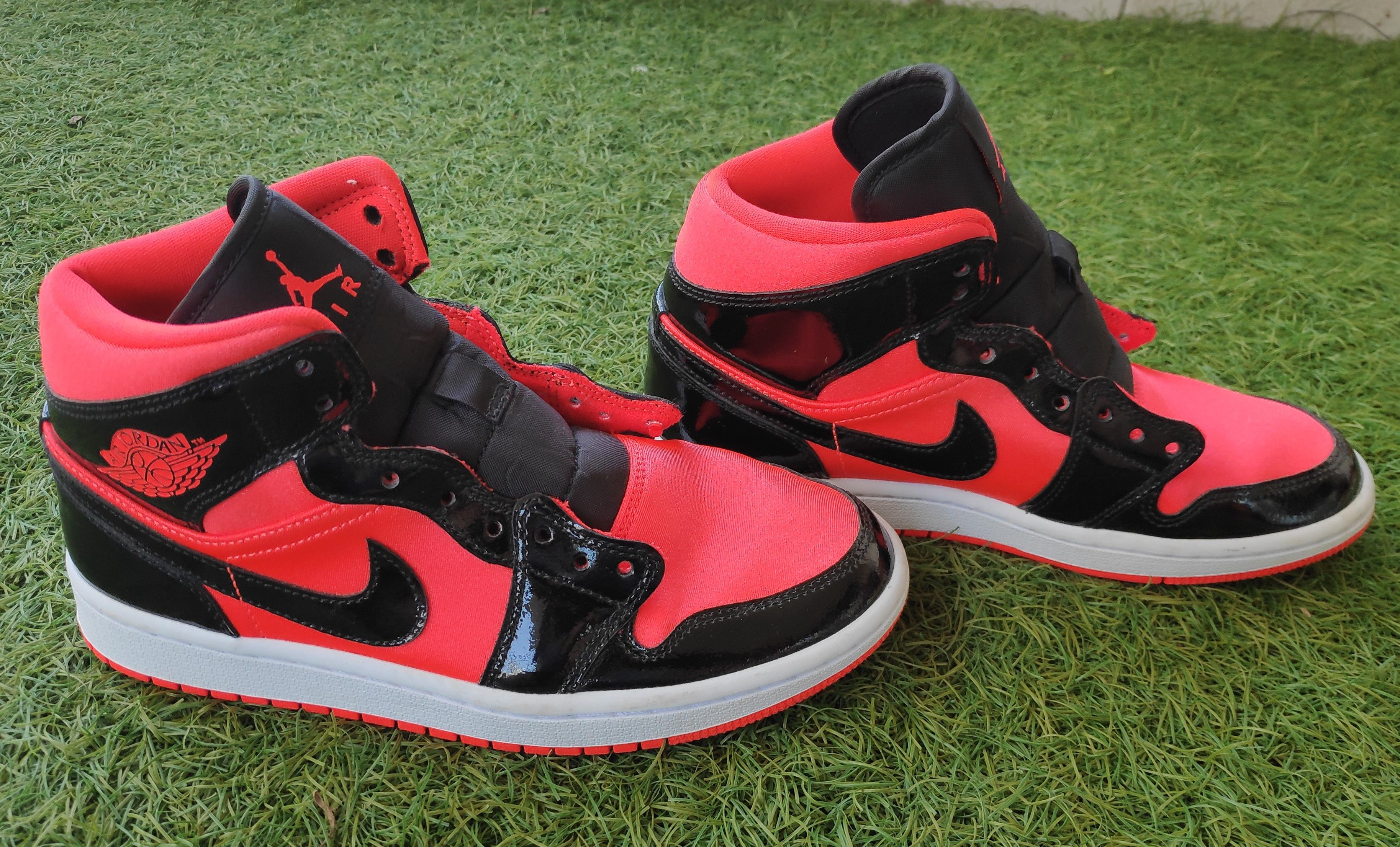 Nike Nike Air Jordan 1 Mid Hot Punch Size US 7.5 / IT 37.5 - 1 Thumbnail