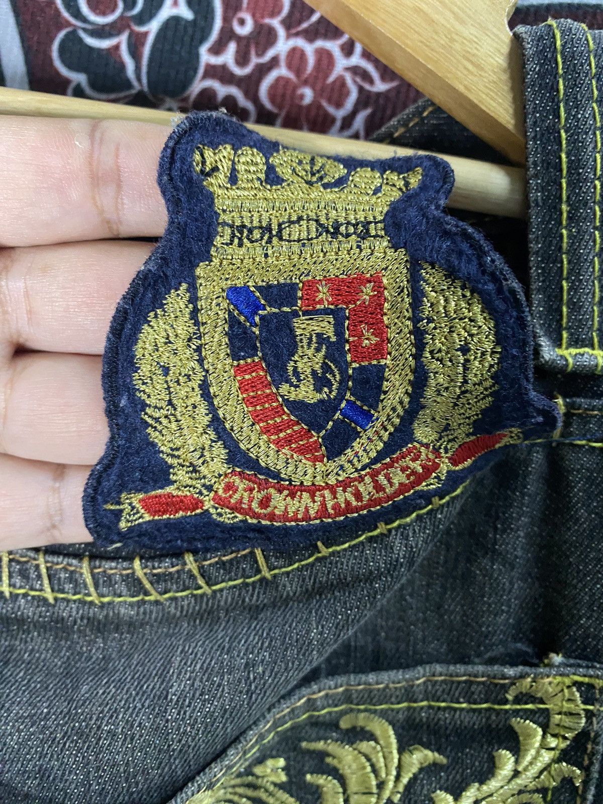 Vintage Vintage Y2K Crown Holder Embroidered Black Denim Jeans Size US 38 / EU 54 - 11 Thumbnail
