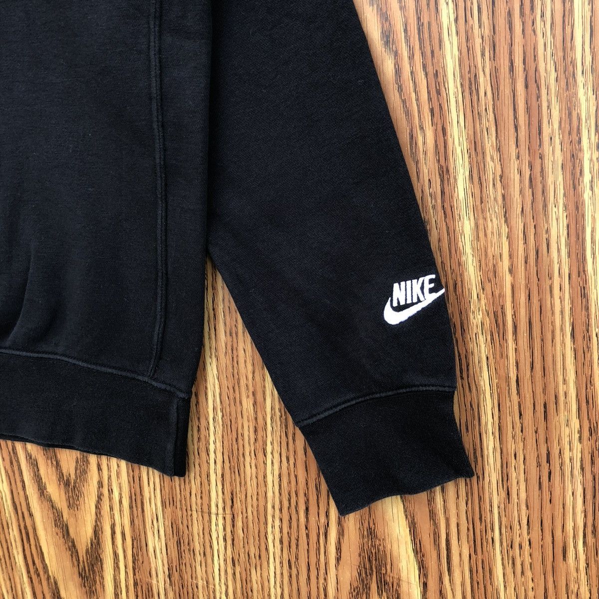 Nike Vintage Nike Sportswear Essentials Sweatshirt Size US S / EU 44-46 / 1 - 4 Thumbnail