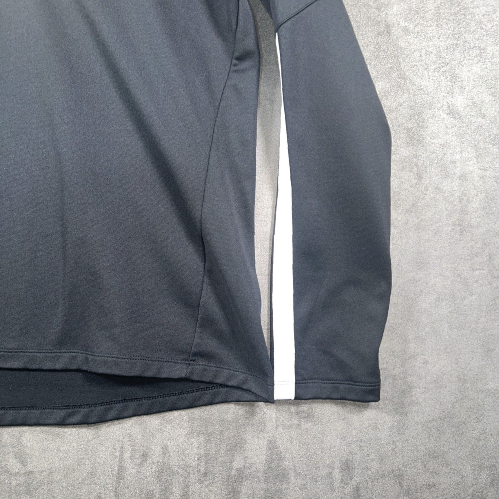 Under Armour Under Armour Long Sleeve Pullover Mens XL Black 1/4 Zip Casual Workout Shirt Size US XL / EU 56 / 4 - 3 Thumbnail