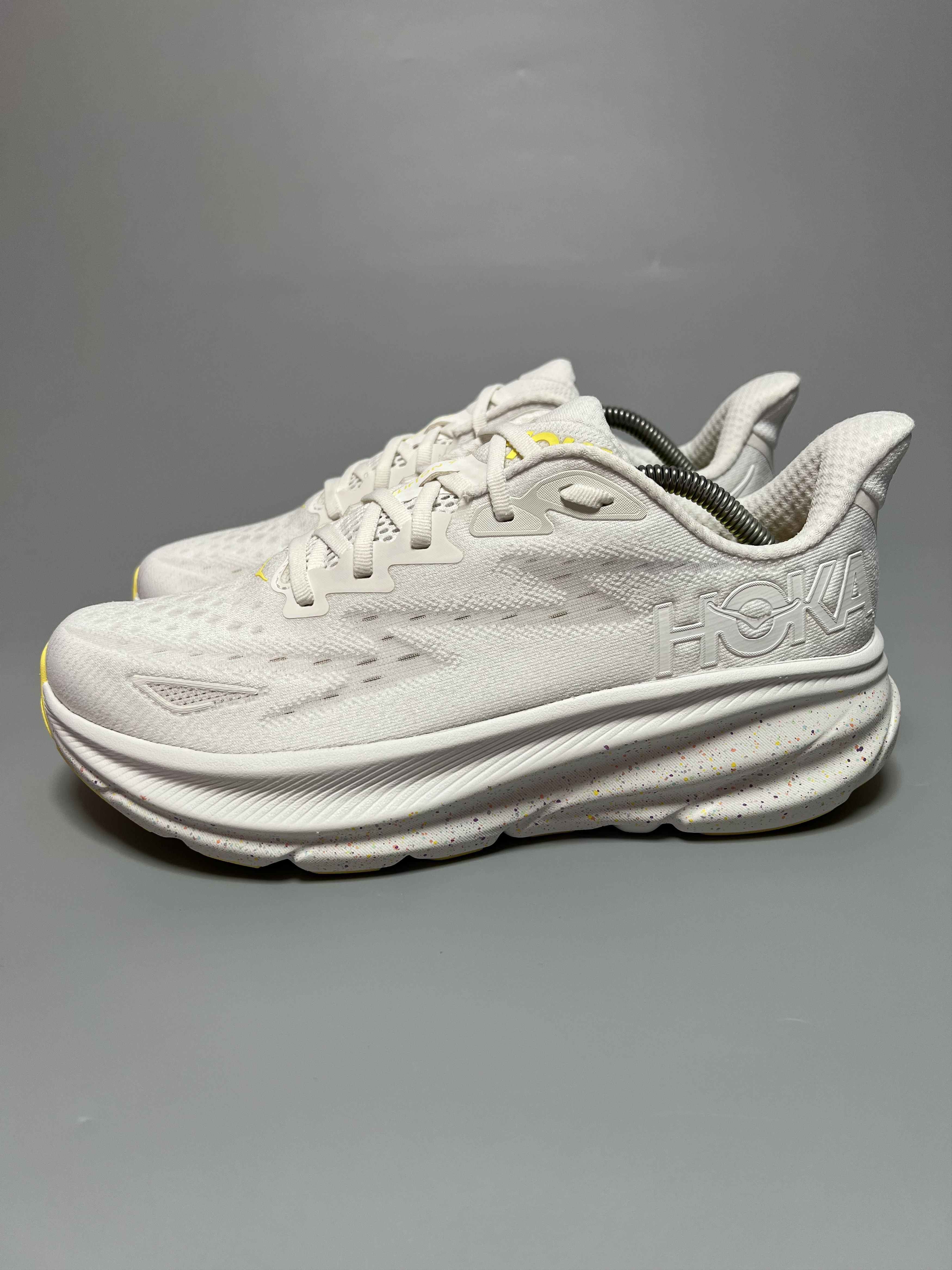 Hoka 9D Hoka One One Clifton 9 Men's Running Shoes Walking Gym Size US 9 / EU 42 - 2 Thumbnail